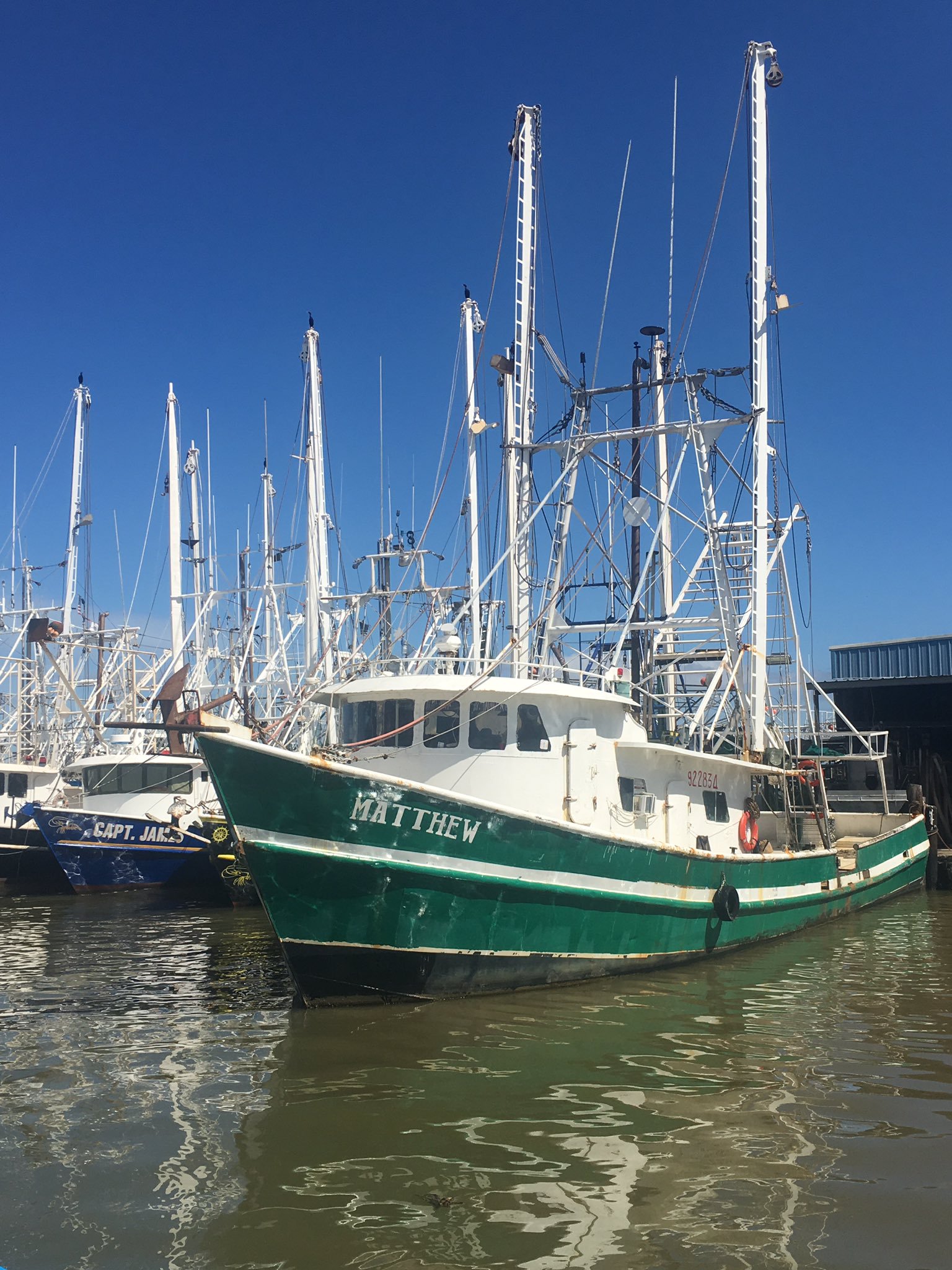 Dumbest Fishing Boat Ever