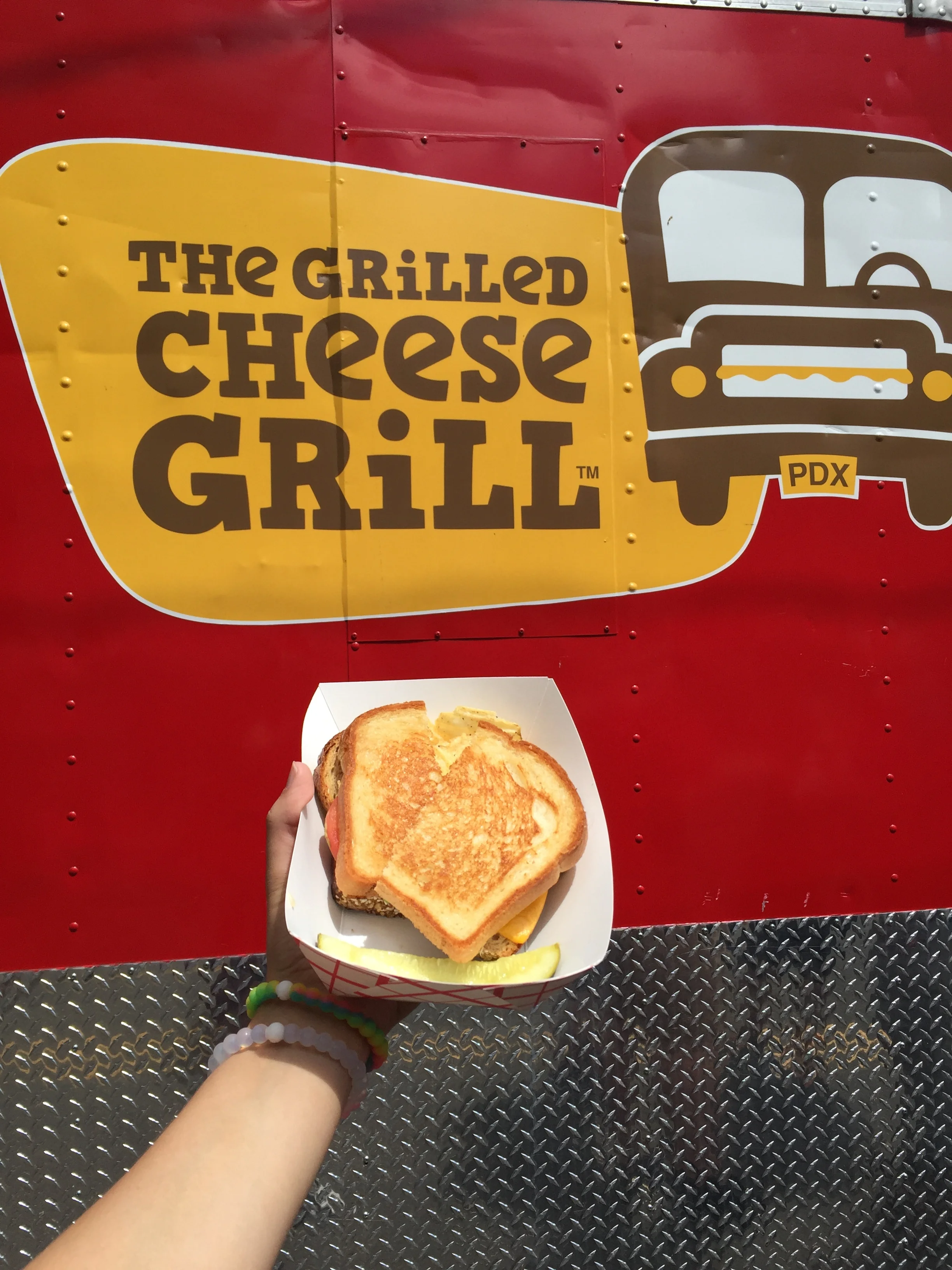  Some of the most delicious mac 'n cheese from a food truck in Portland, Oregon 