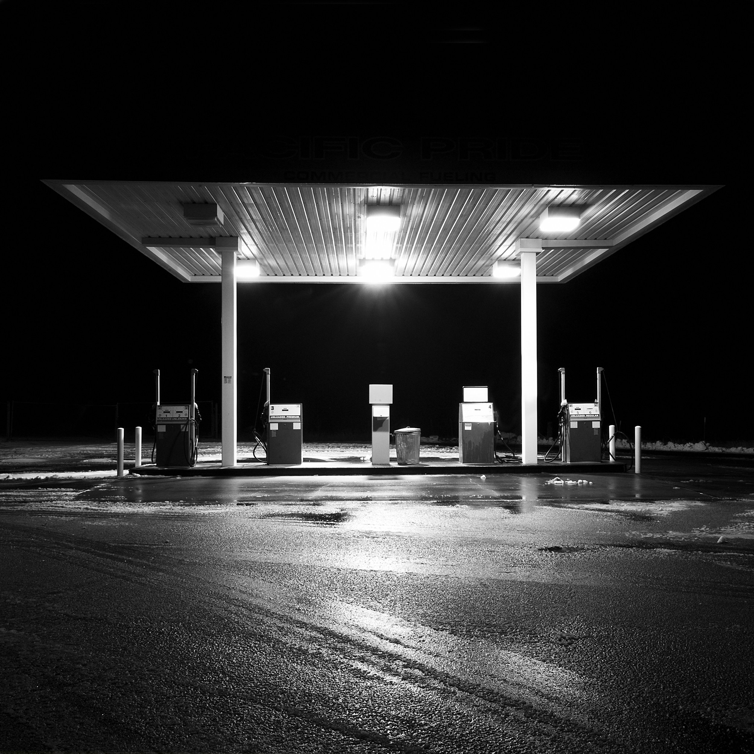 gass station final.jpg