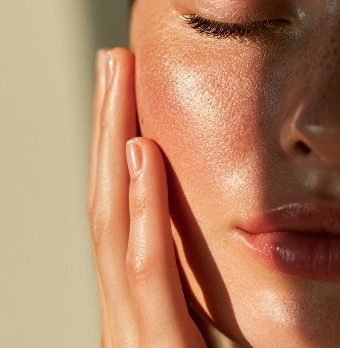 ✨New Year, new skin goals.✨
This is the year your skin goals become reality. Address your concerns with a personalised plan, starting with a complimentary consultation. Your dream skin starts here.

.
.
.

Book online 💻 www.baldwinbeauty.ca

Text or