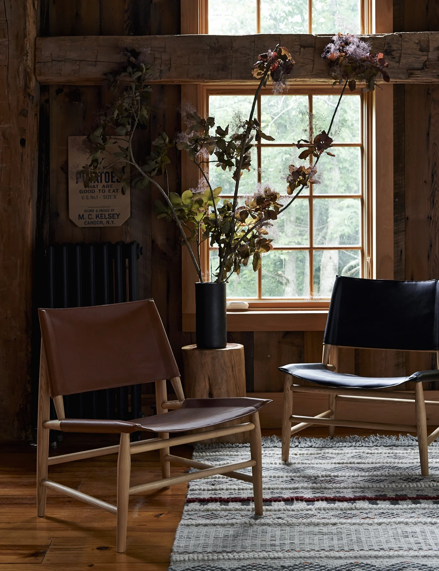 l8-hero-leather-sling-chair-hl15_044.jpg