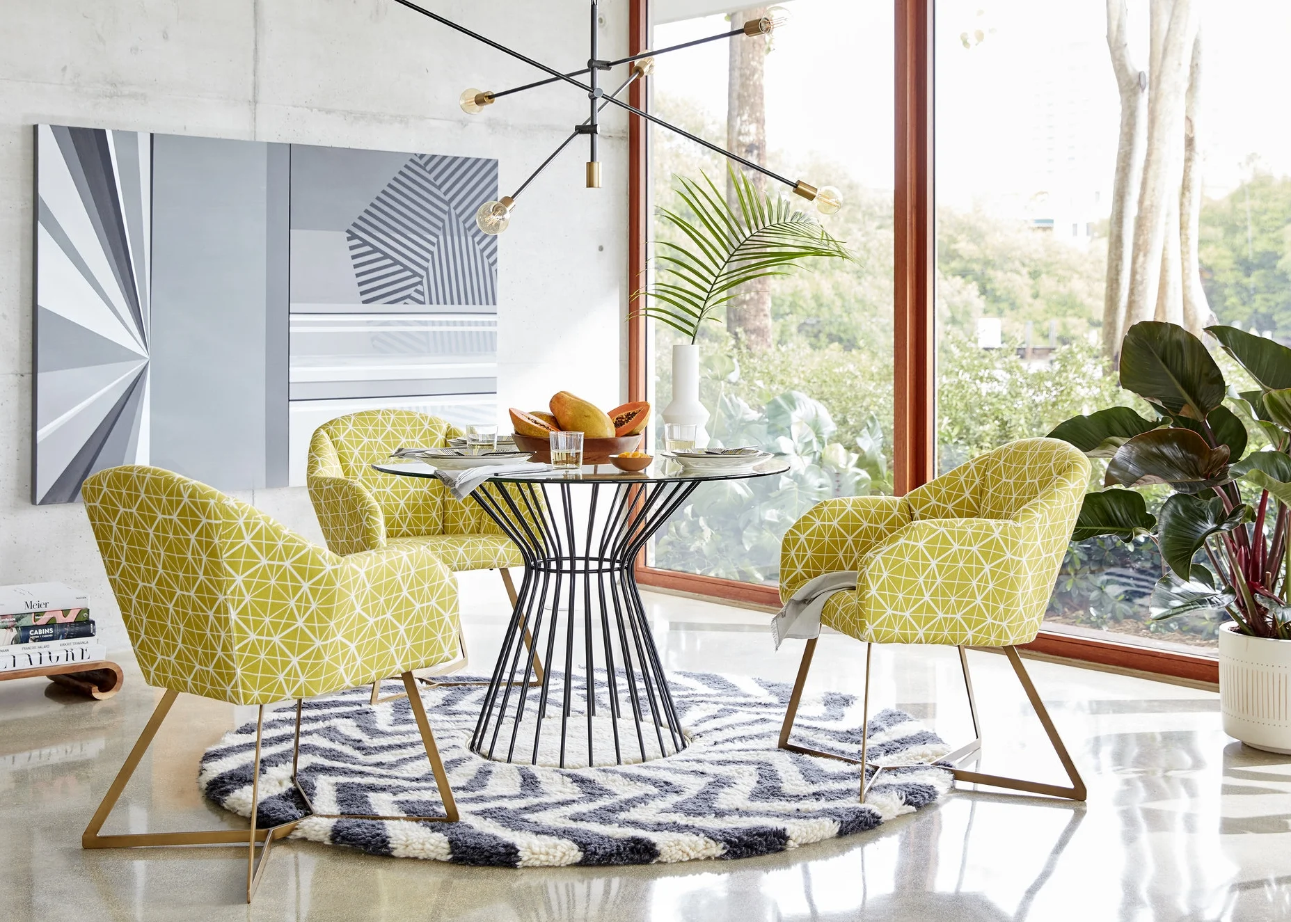 D7-main-hourglass-dining-su17-v1.jpg