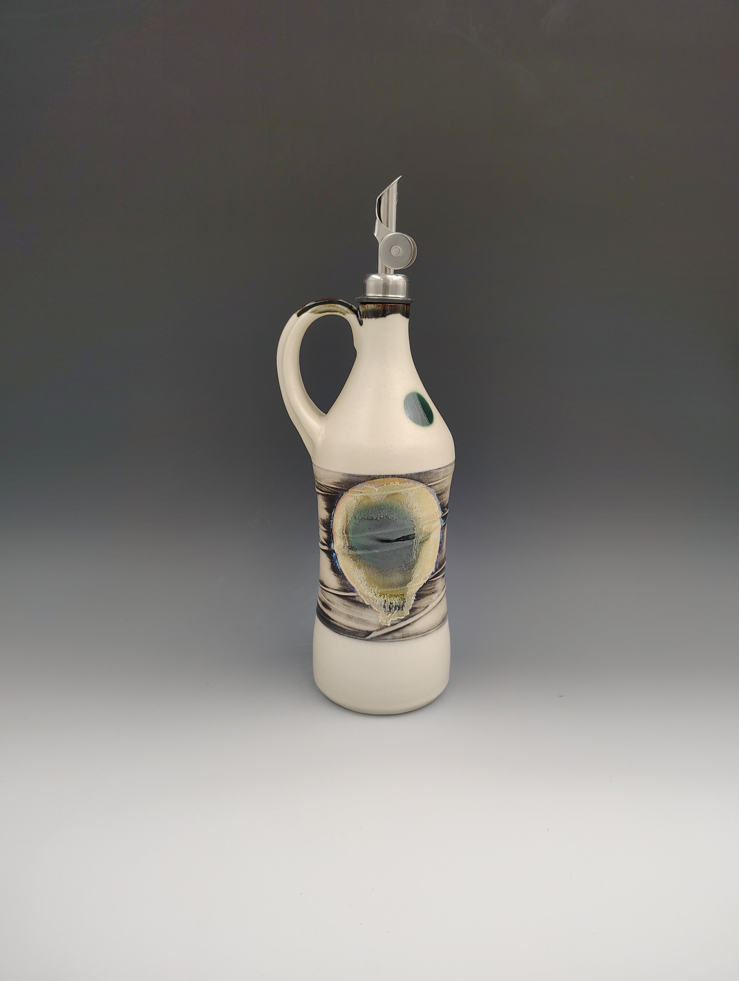 Oil Bottle 3b.jpg