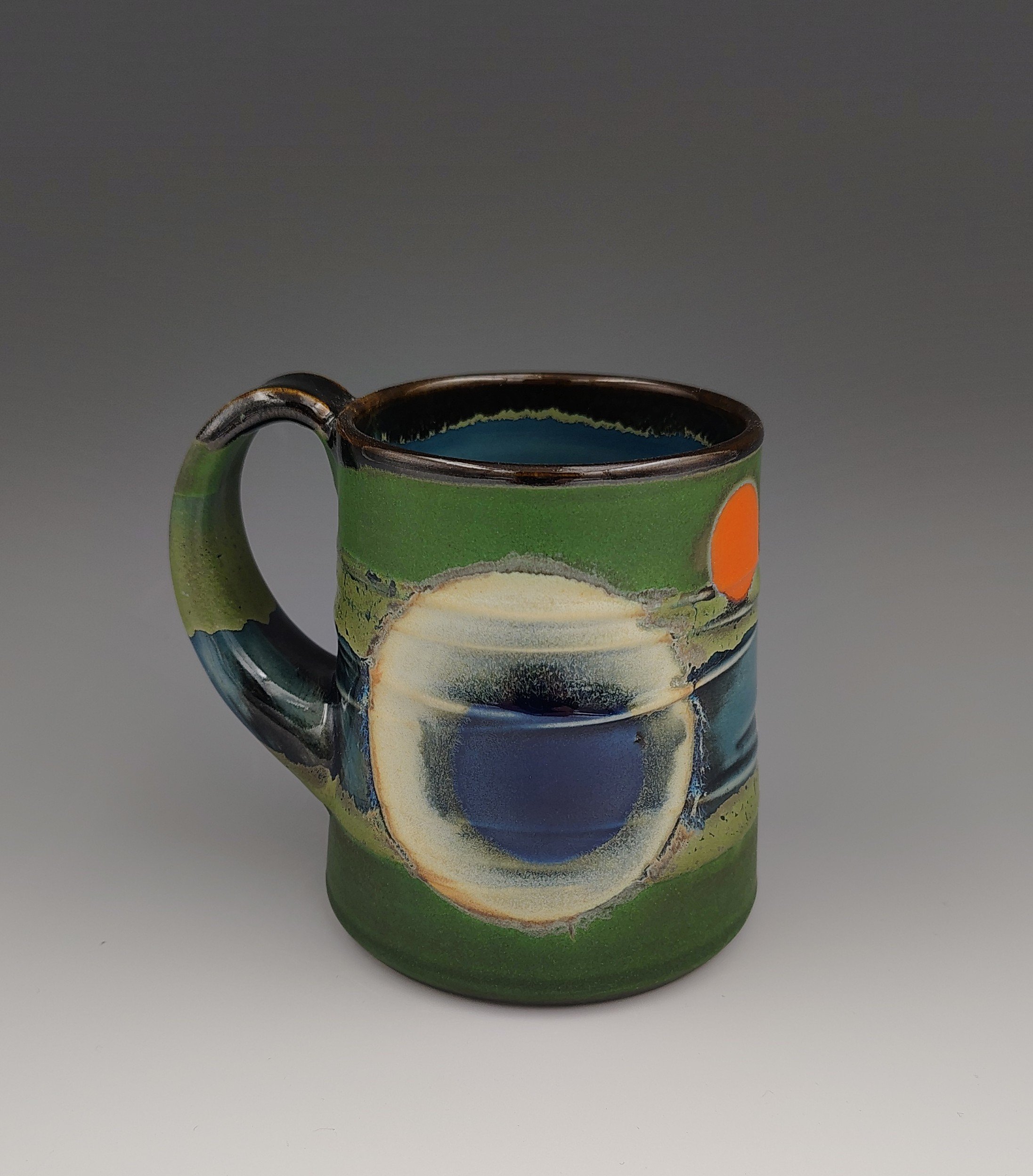Medium Mug 10b.jpg