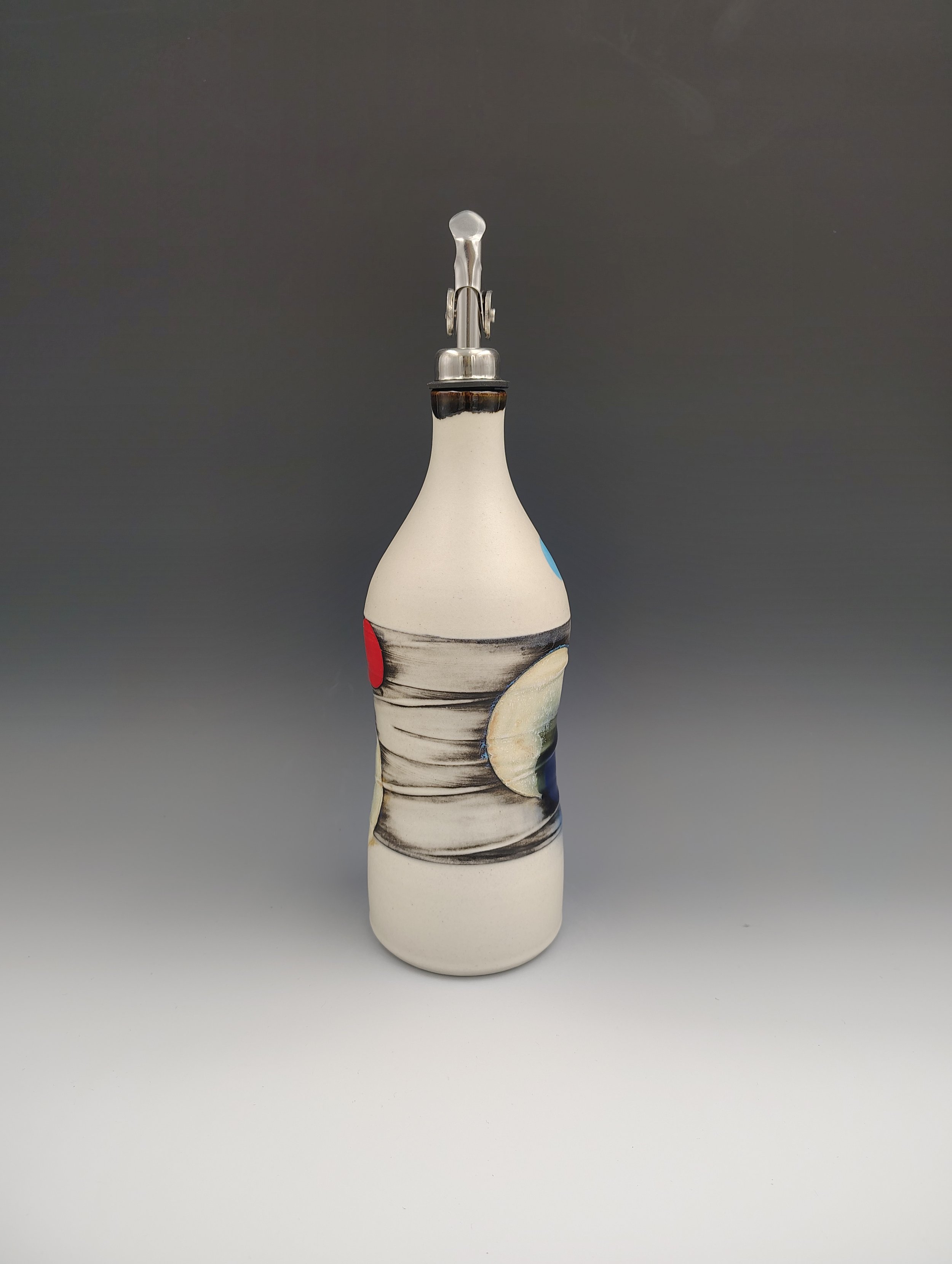 Oil Bottle 2c.jpg