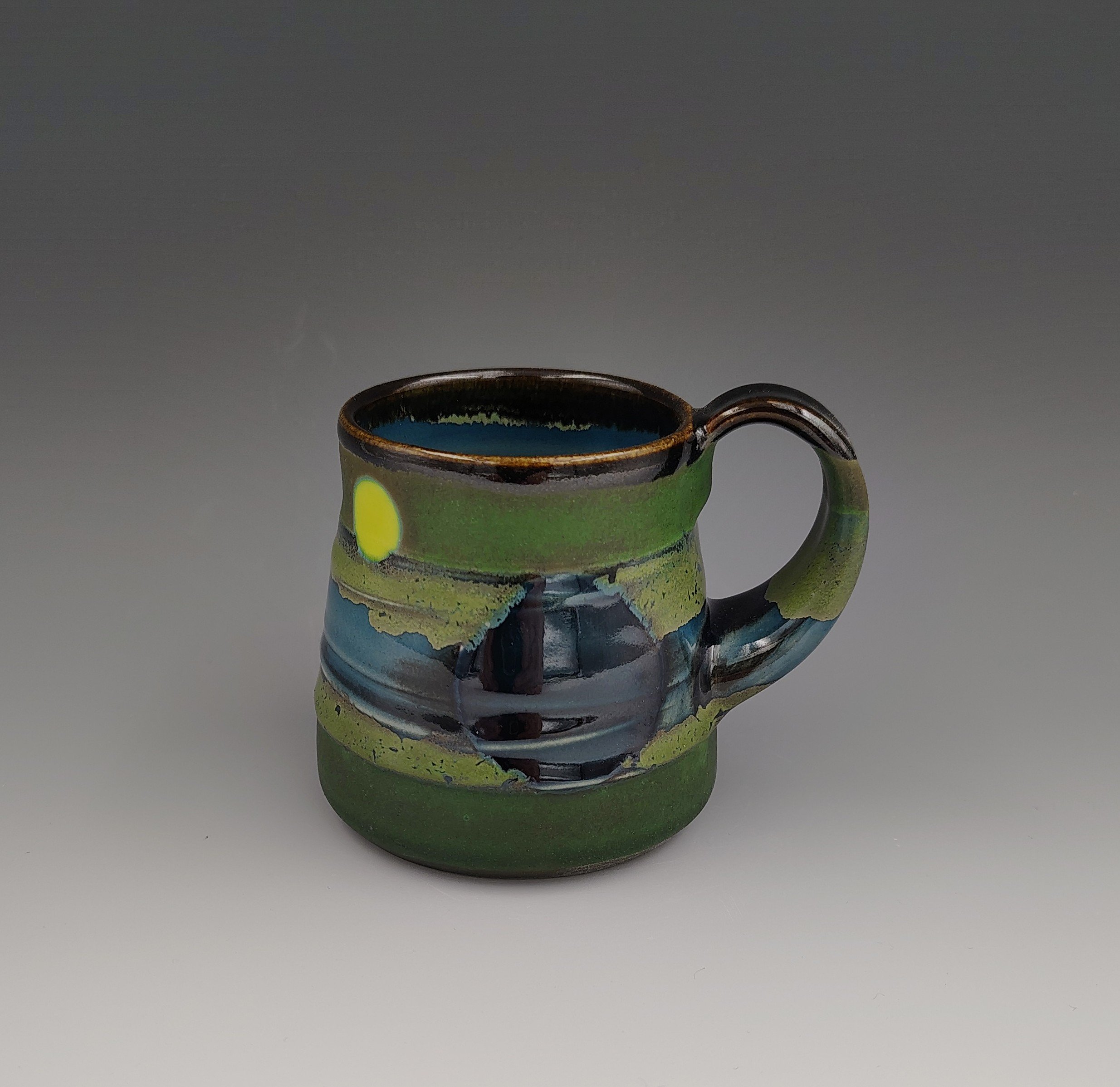 s.mug6a.jpg