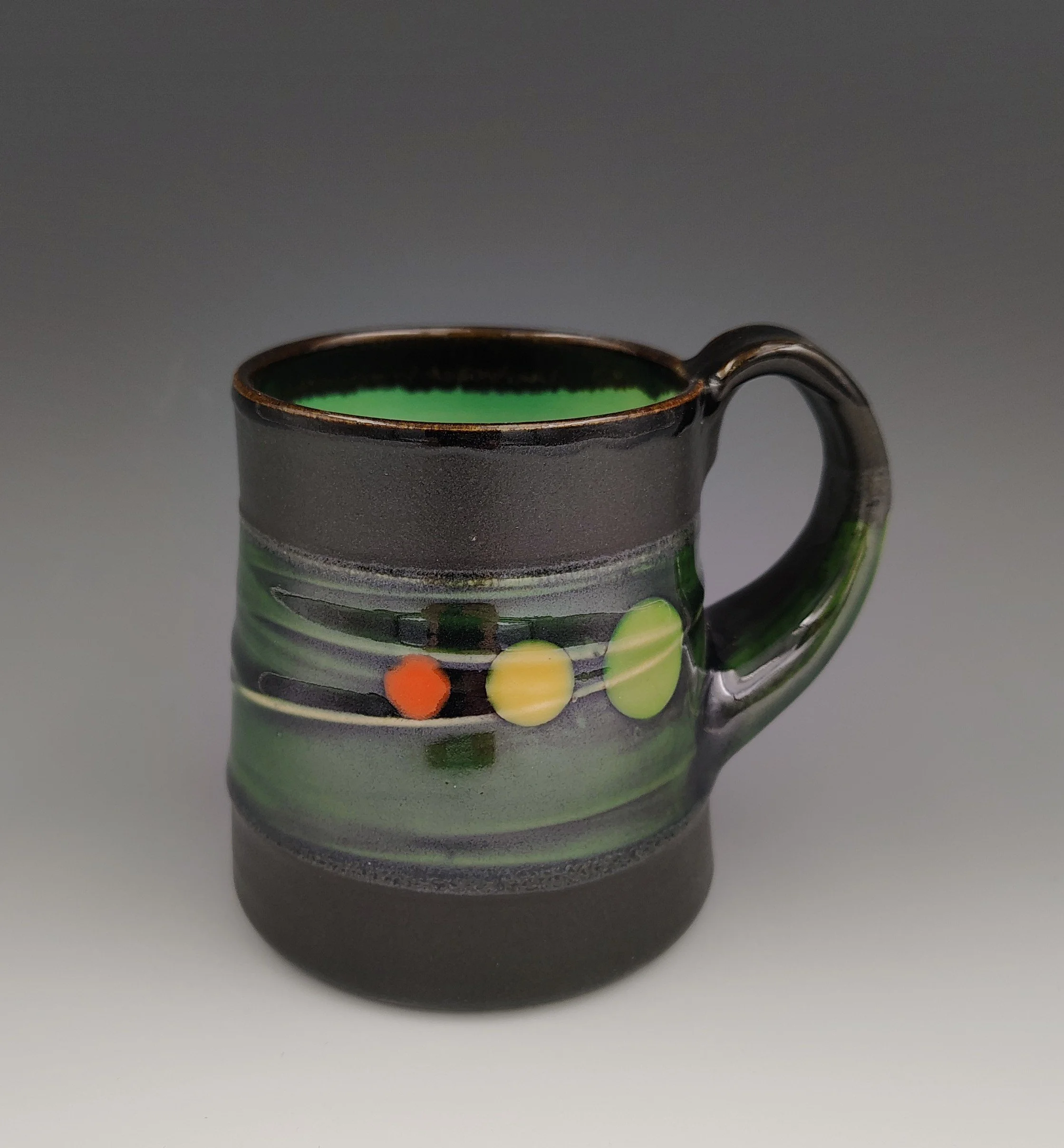 Medium Mug 18a.jpg