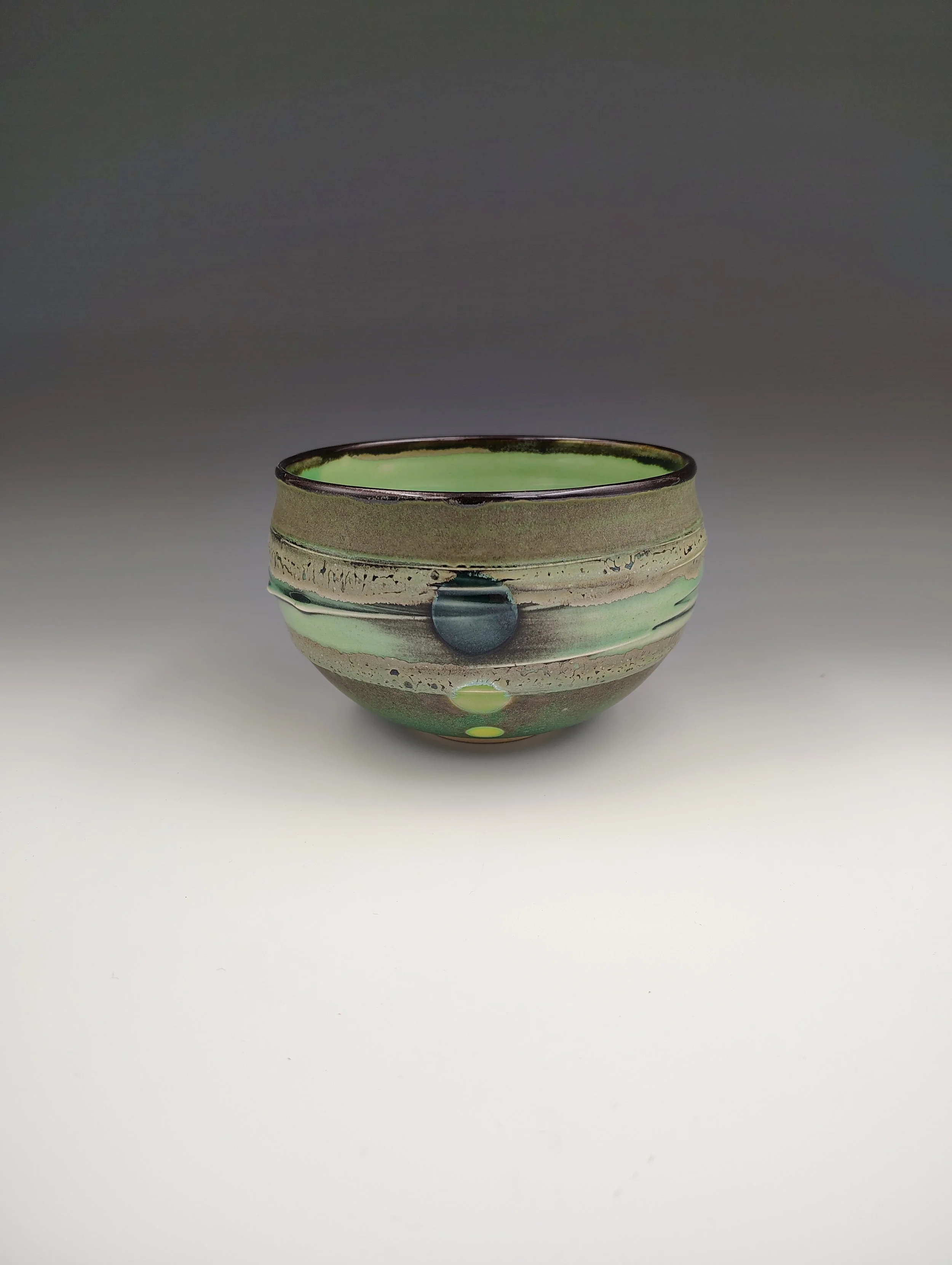 Medium Bowl 2c.jpg