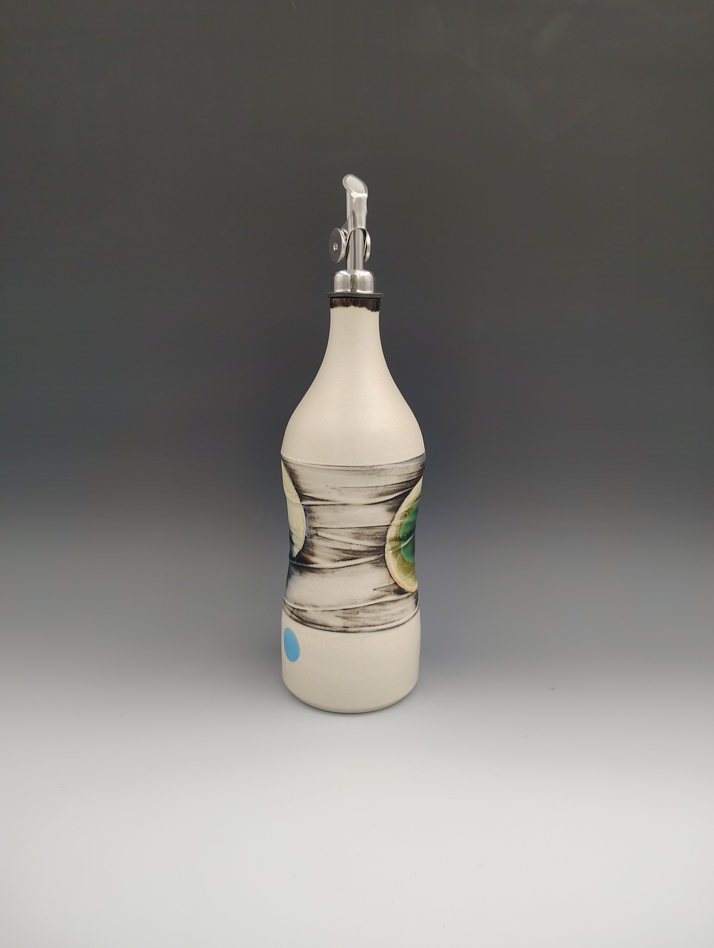 Oil Bottle 1d.jpg