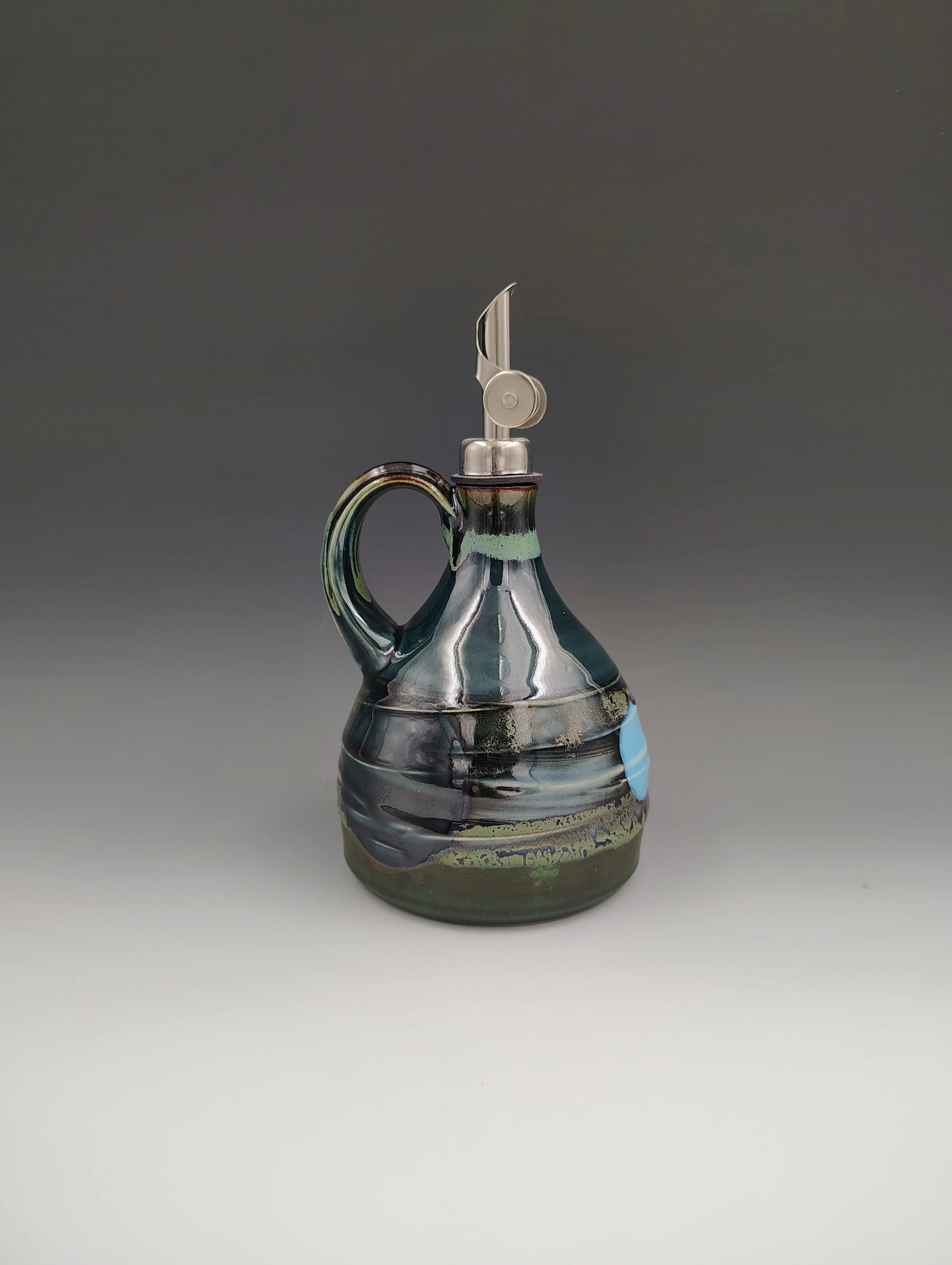 Oil Bottle 10b.jpg