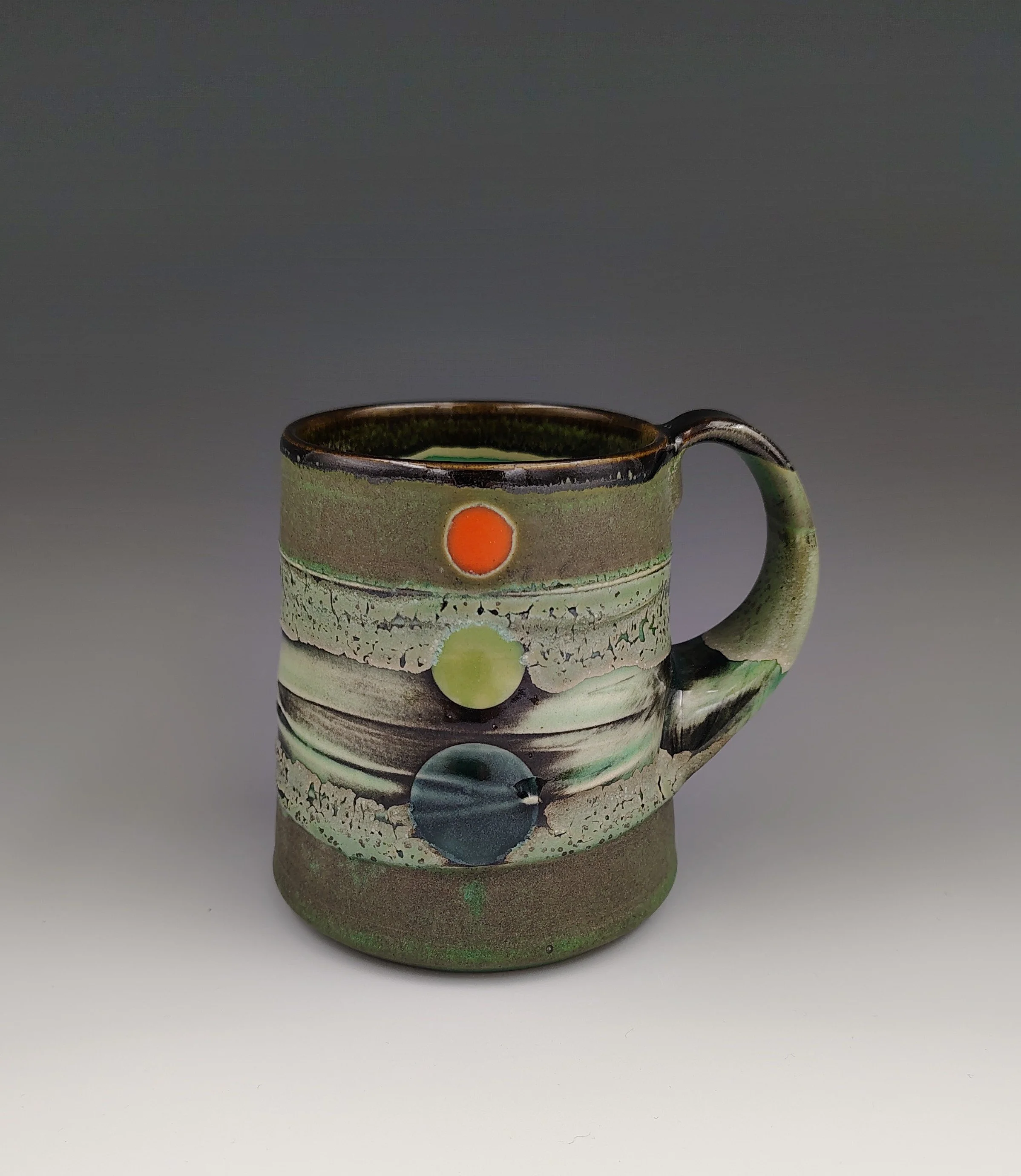 m.mug7a.jpg