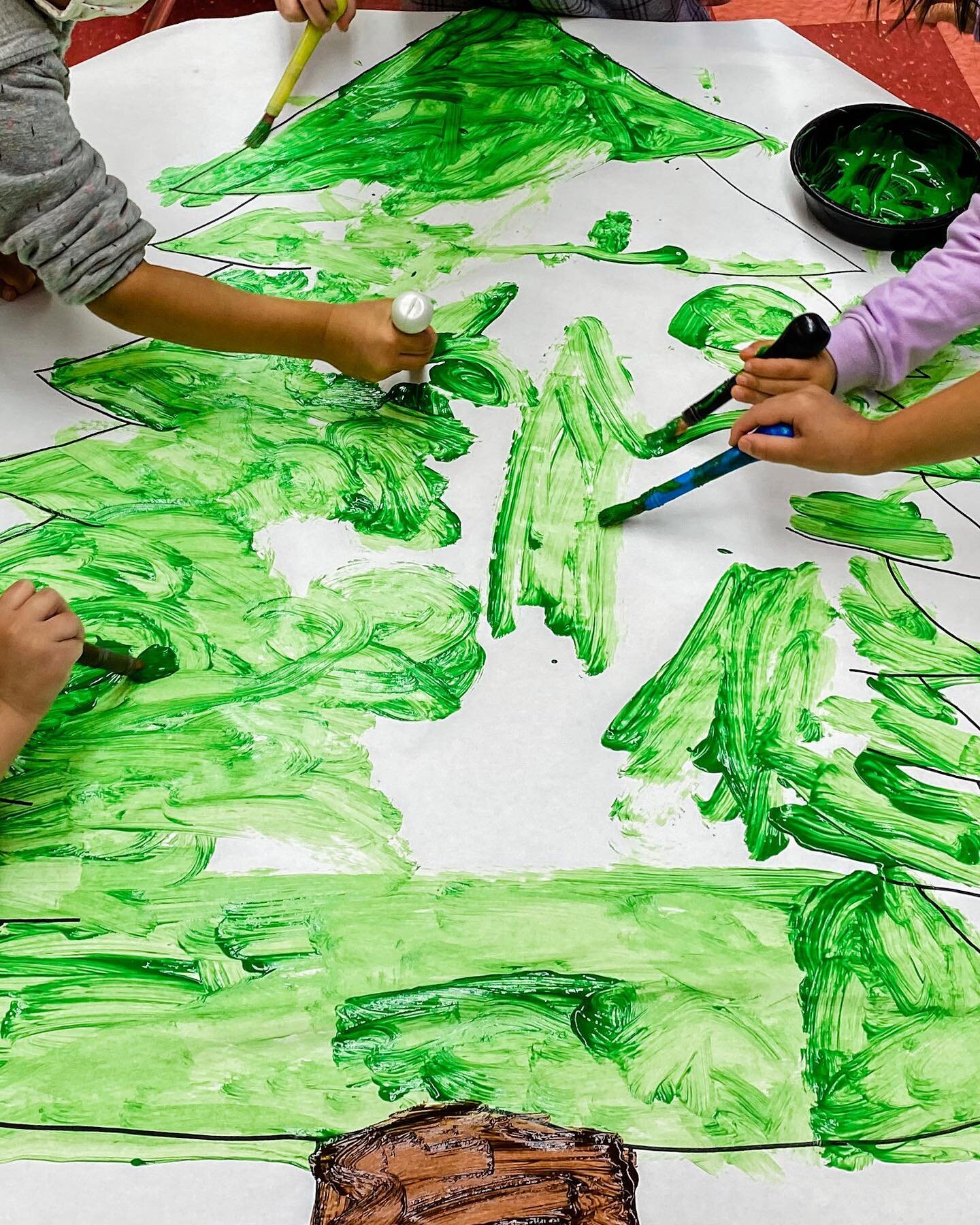 Bringing the outside in group painting this big green tree for our classroom.

Image Description: Four students are gathered around a table painting a large green tree.

#preschool #preschoolActivities #EarlyChildhoodEducation #TactileLearning #Glend