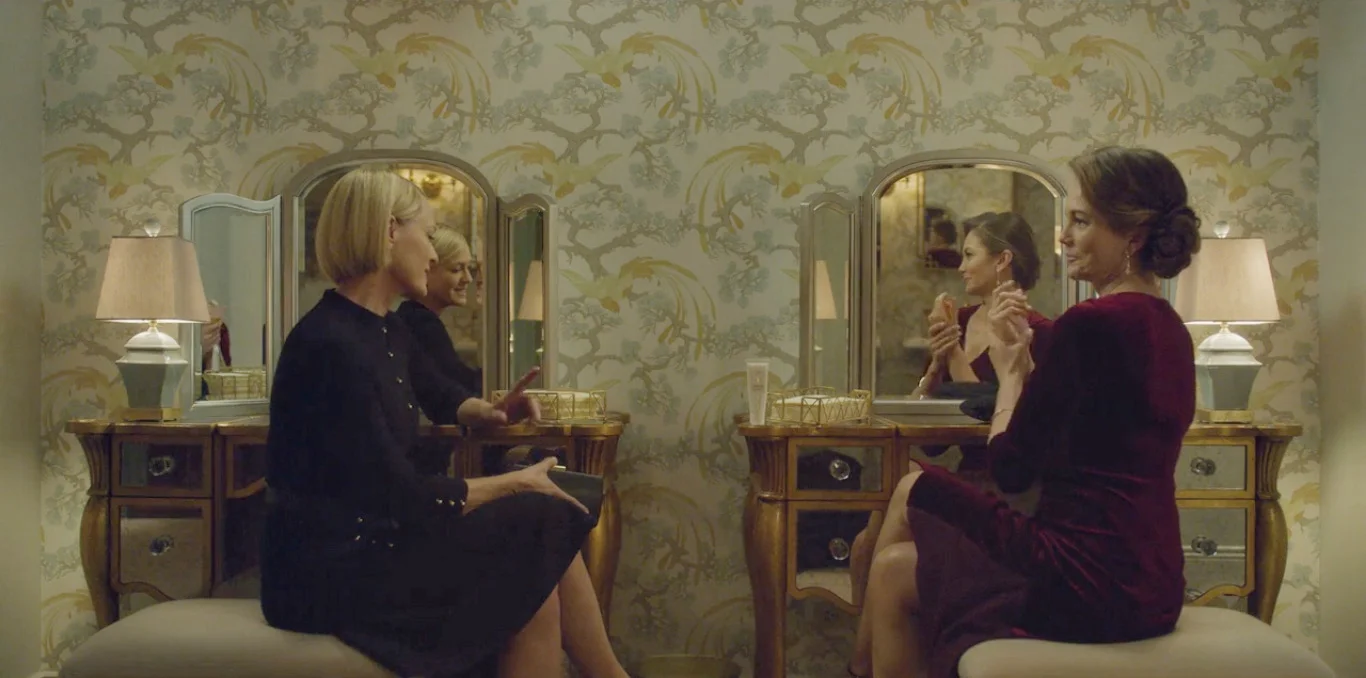 powder room wallpaper.jpg