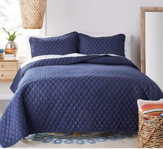 navy blue quilt.JPG