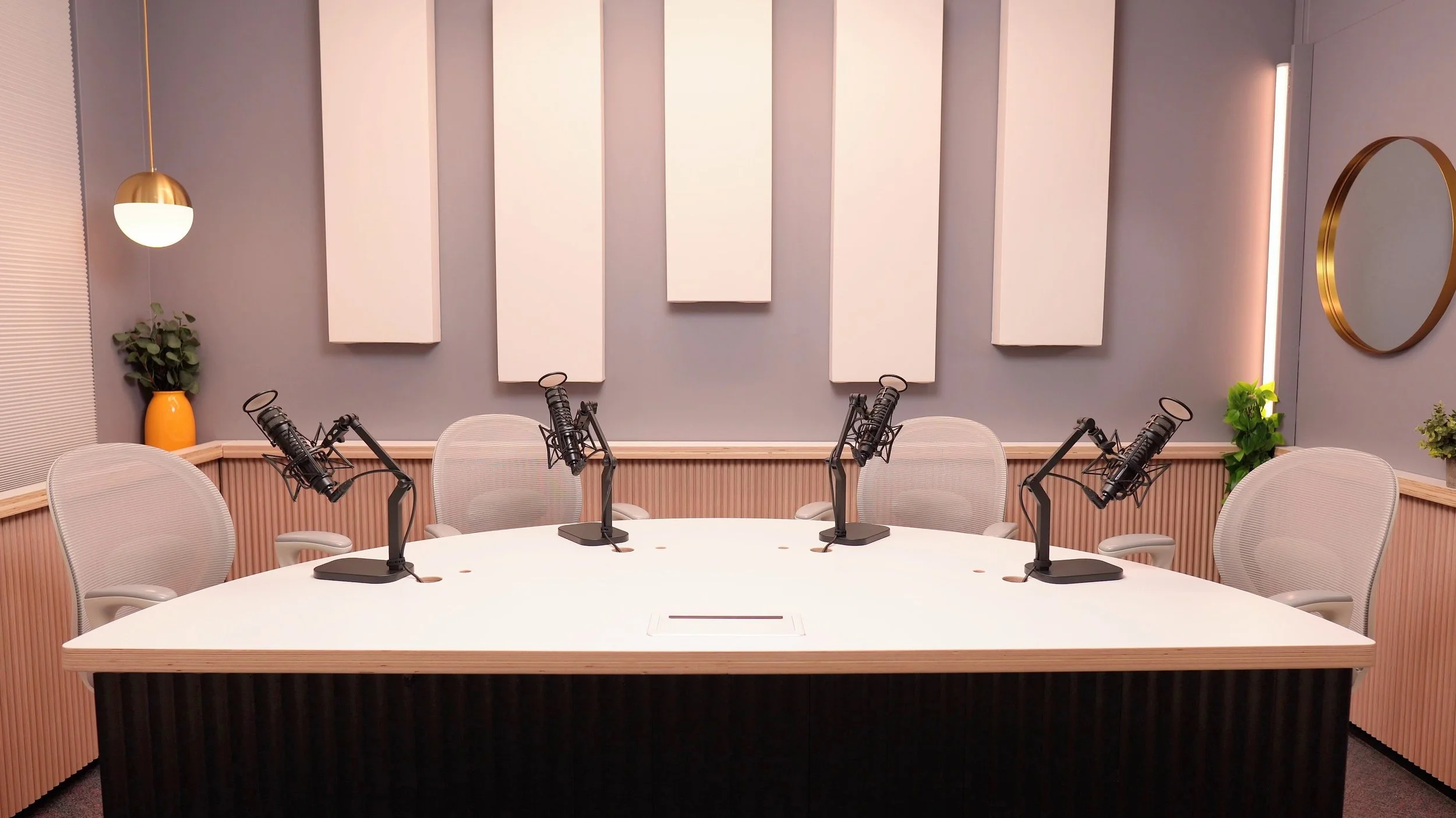 C5 4ppl-EDIT (1).jpg