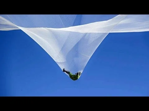 Heaven Sent: Skydiver Luke Aikins jumps 25,000 feet without parachute