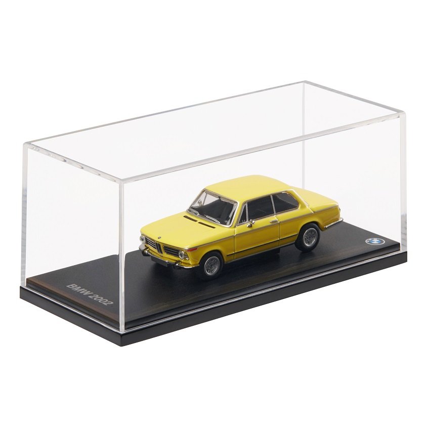 Genuine BMW 2002 Miniature 1-64 Scale Model Car 80425B5F647 - 2.jpg