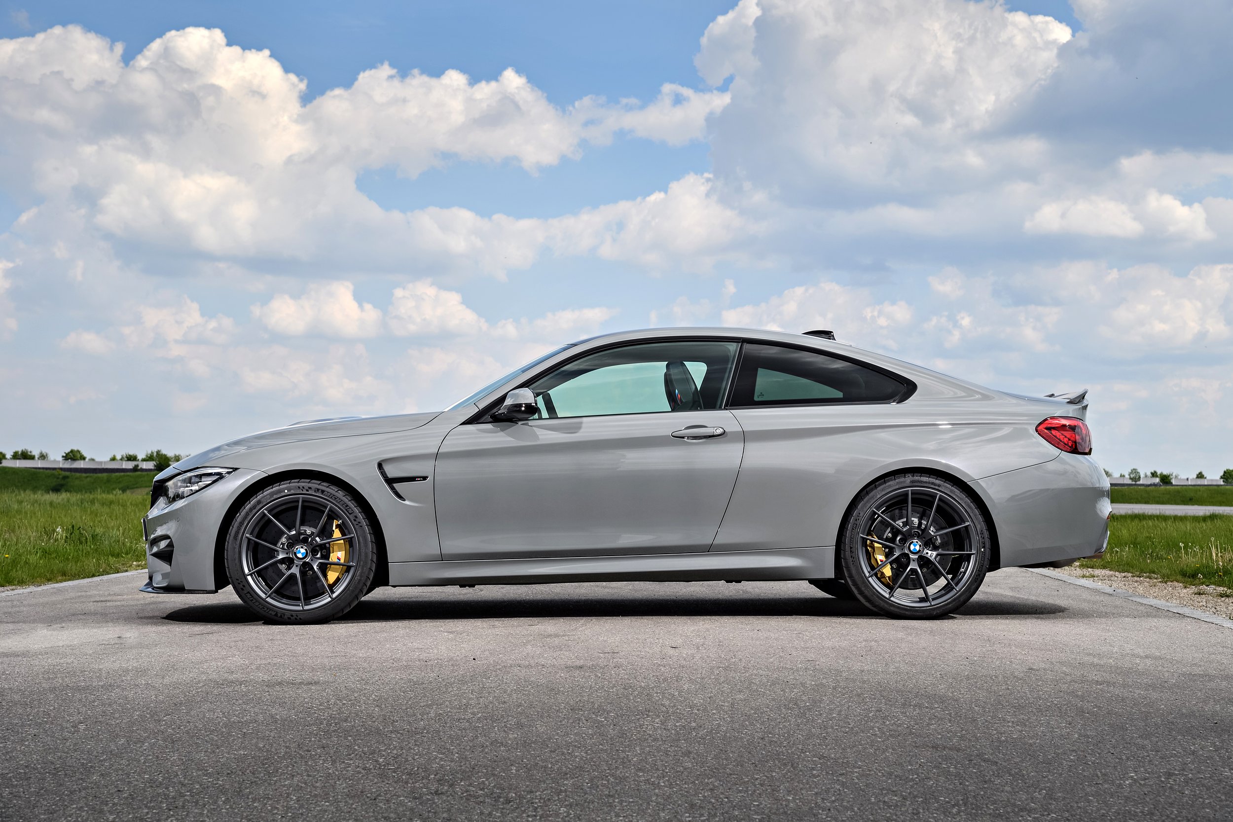 BMW F82 M4 CS LRG 2.jpg