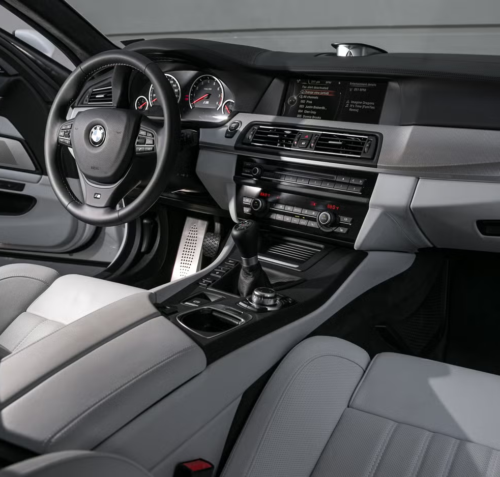 Genuine F10 M5 Illuminated Manual Shift Knob + Boot 4.png