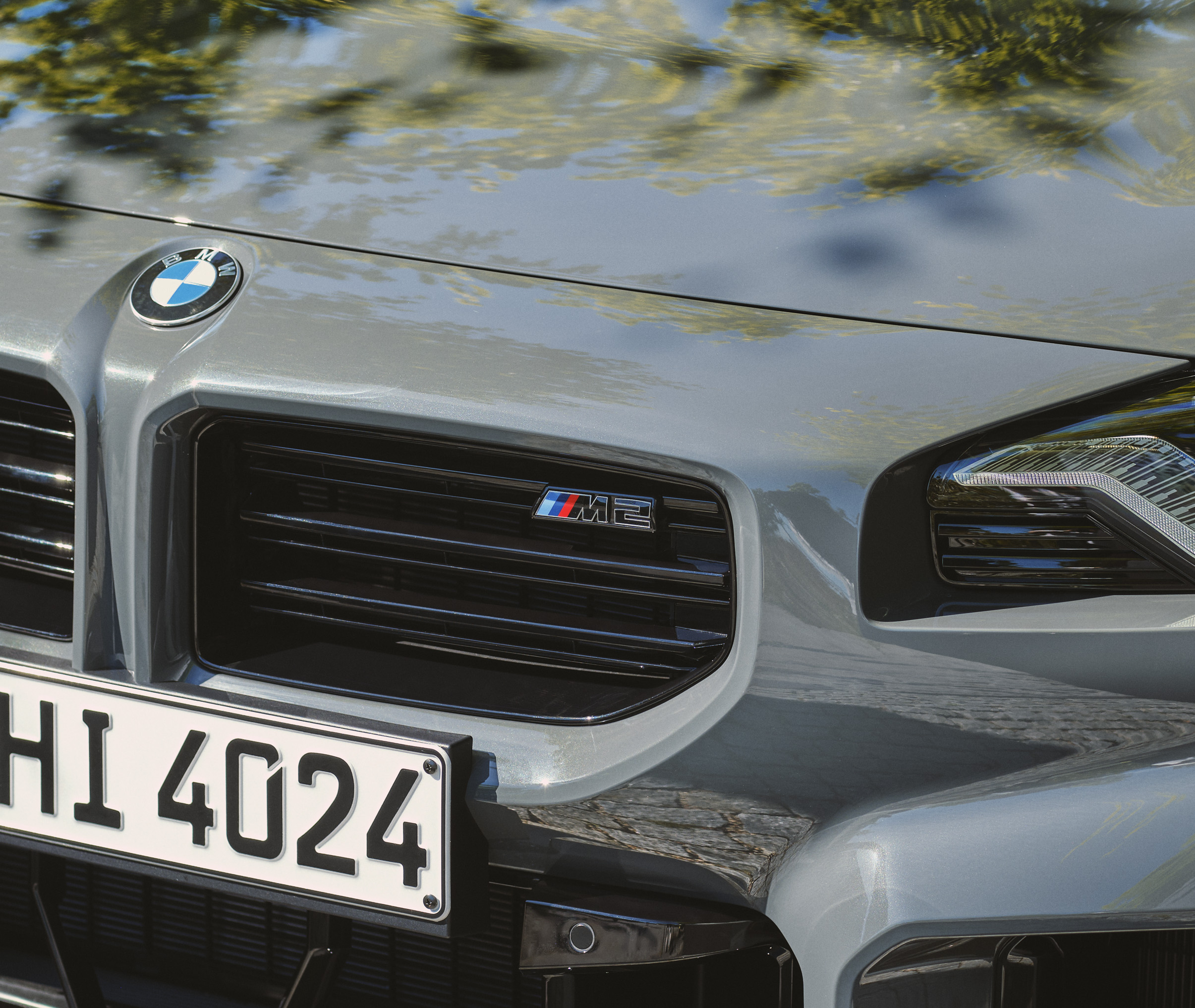 Genuine BMW G87 M2 LCI Replacement Front Grille Emblem (2025-Up)