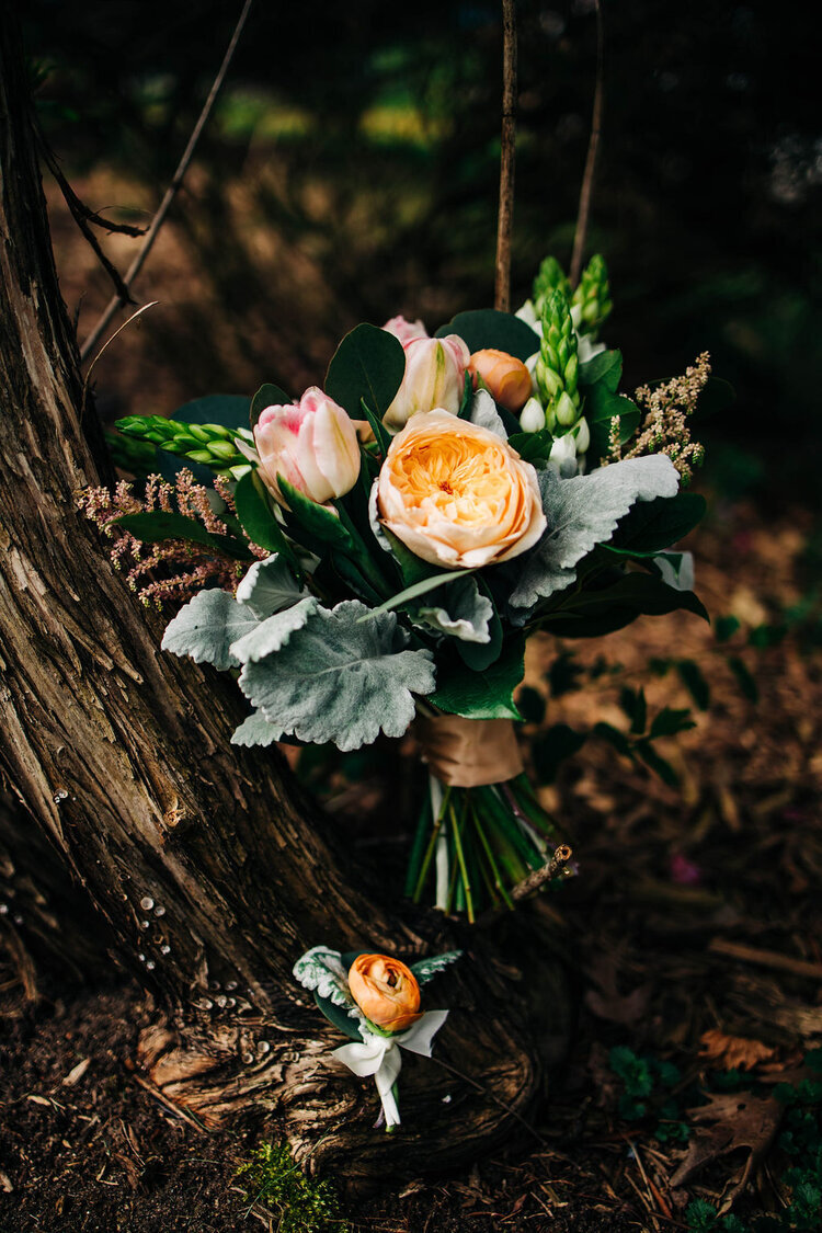 Blushing Design Kalamazoo Wedding Florist