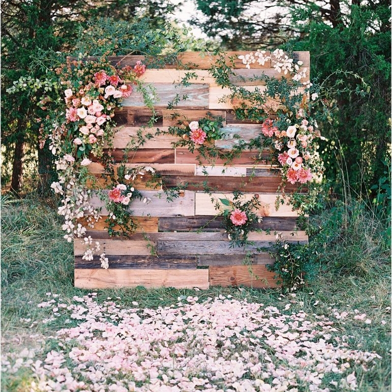 how to decorate your home for a wedding reception