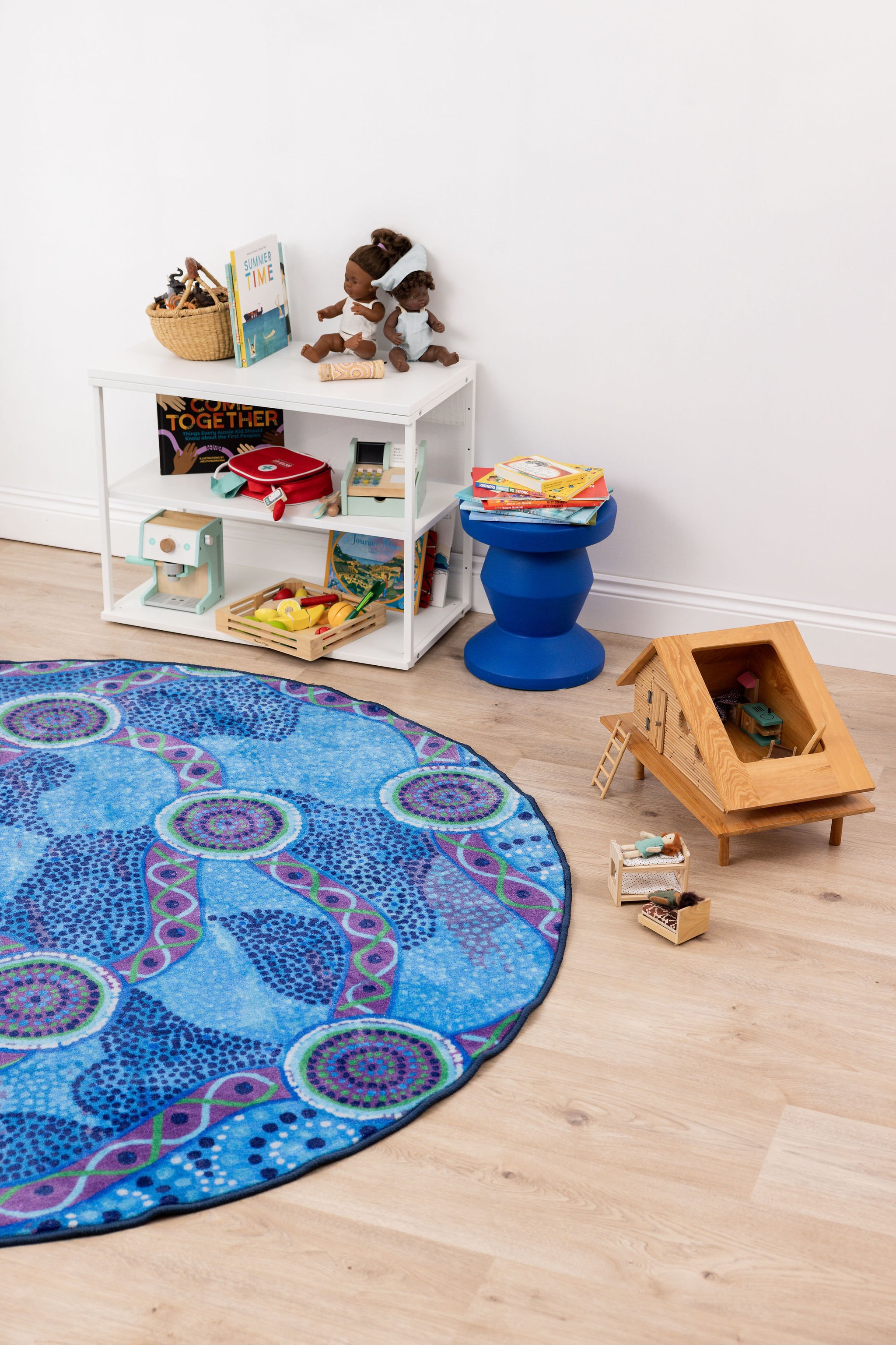 Tanika-Blair-Photography-Emro-Designs-Daycare-Aboriginal-Floor-Rugs-32.jpg