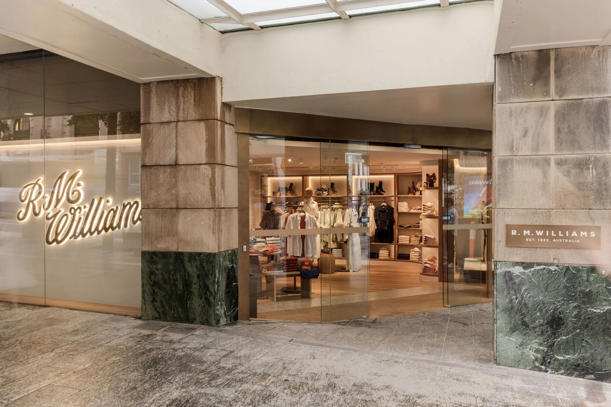 Tanika-Blair-Photography-RM-Williams-Queen-St-Mall-Brisbane-Store-Photographer-32.jpg