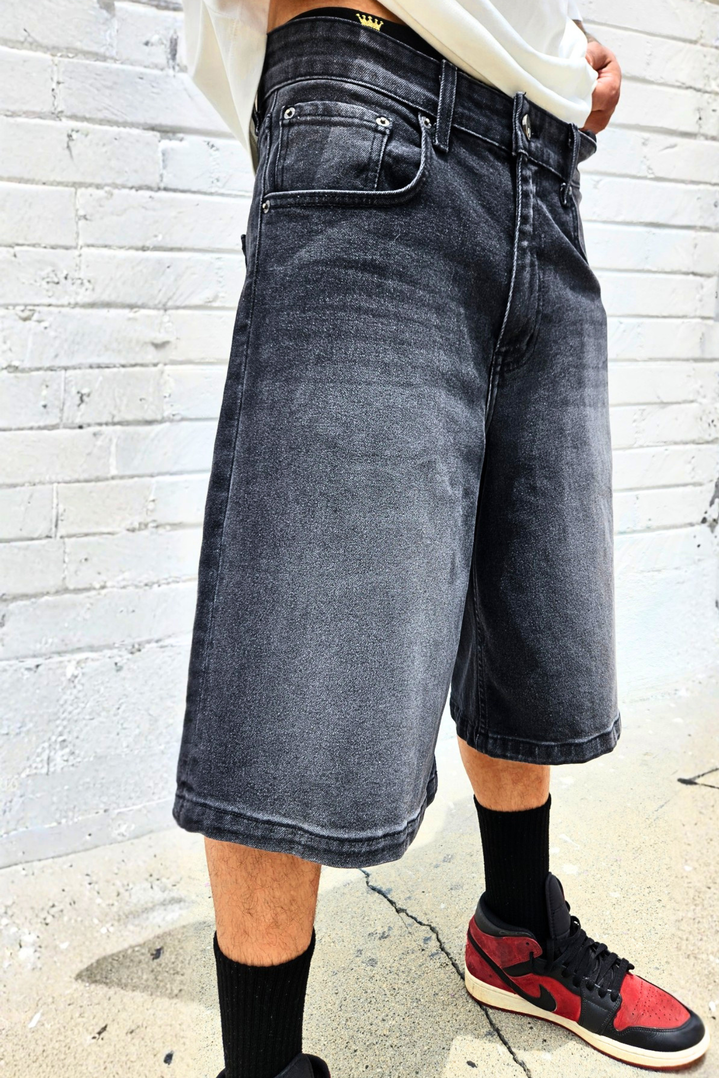 black-fade-dailywear-denim-shorts.png