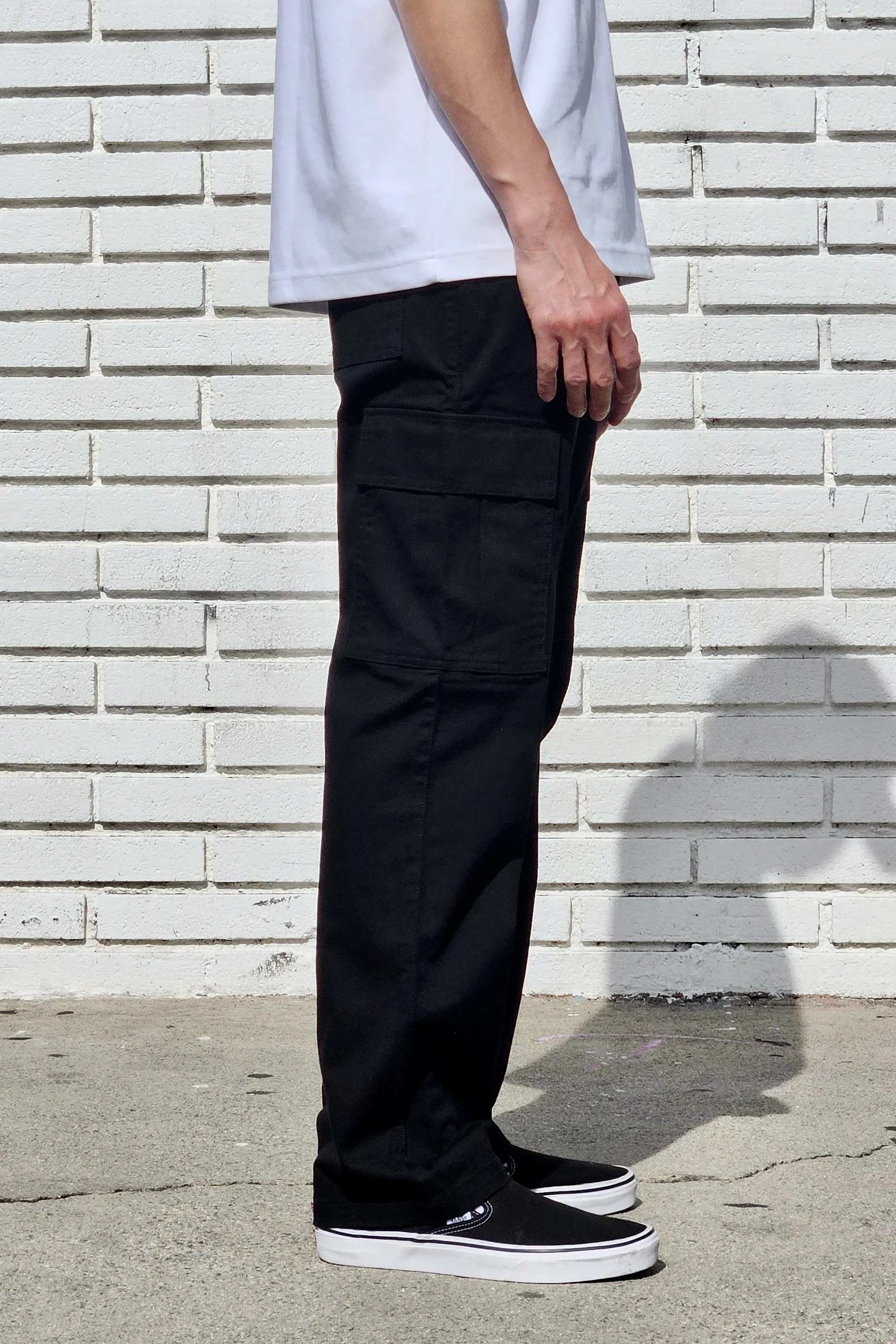 black-cargo-baggy-pants-mens-utilitywear.jpeg
