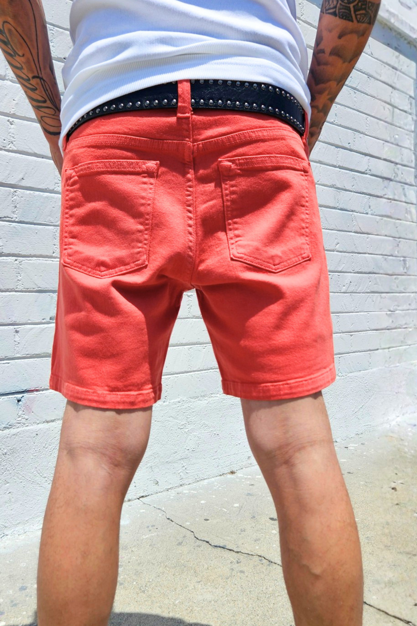 mens-coral-red-denim-shorts-short-summer-festival-daily-streetwear-fashion-fit.png