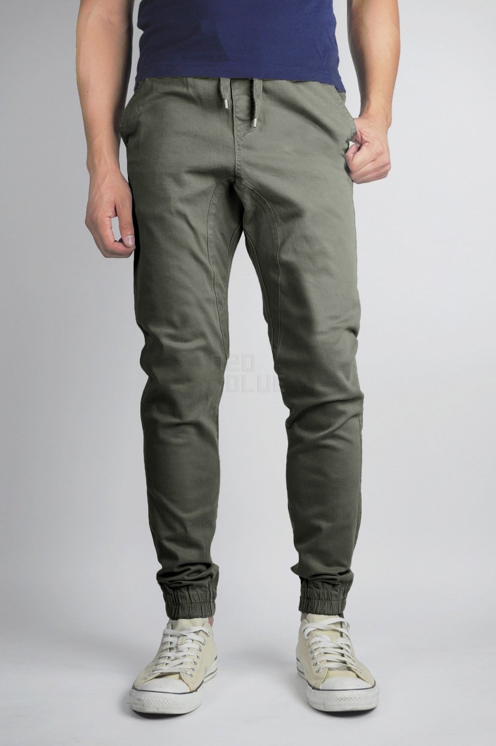 Army Green Jogger — Neo