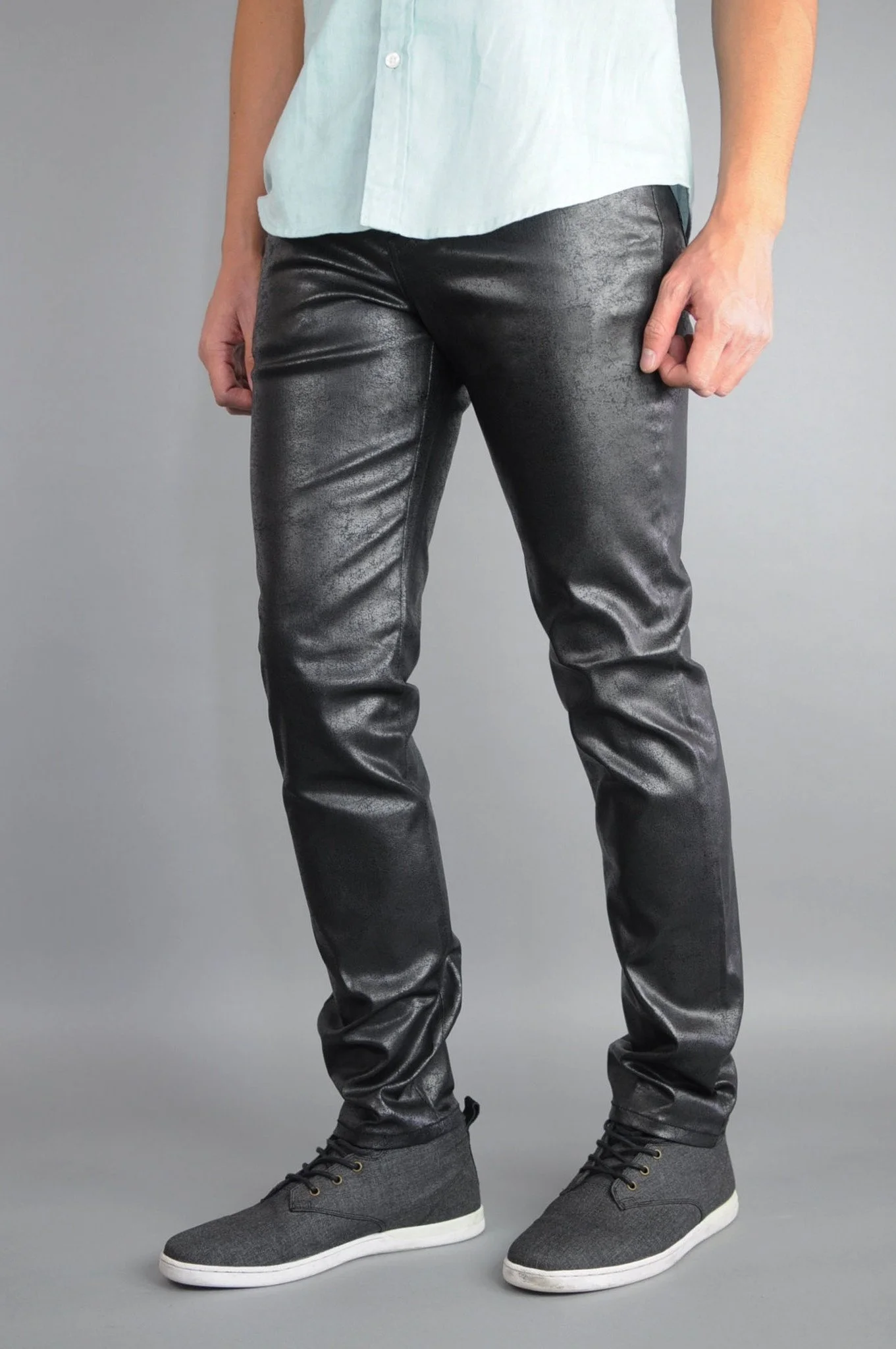 SKINNY_-_941_RUSTIC_METAL_BLACK-side_2048x2048.jpg
