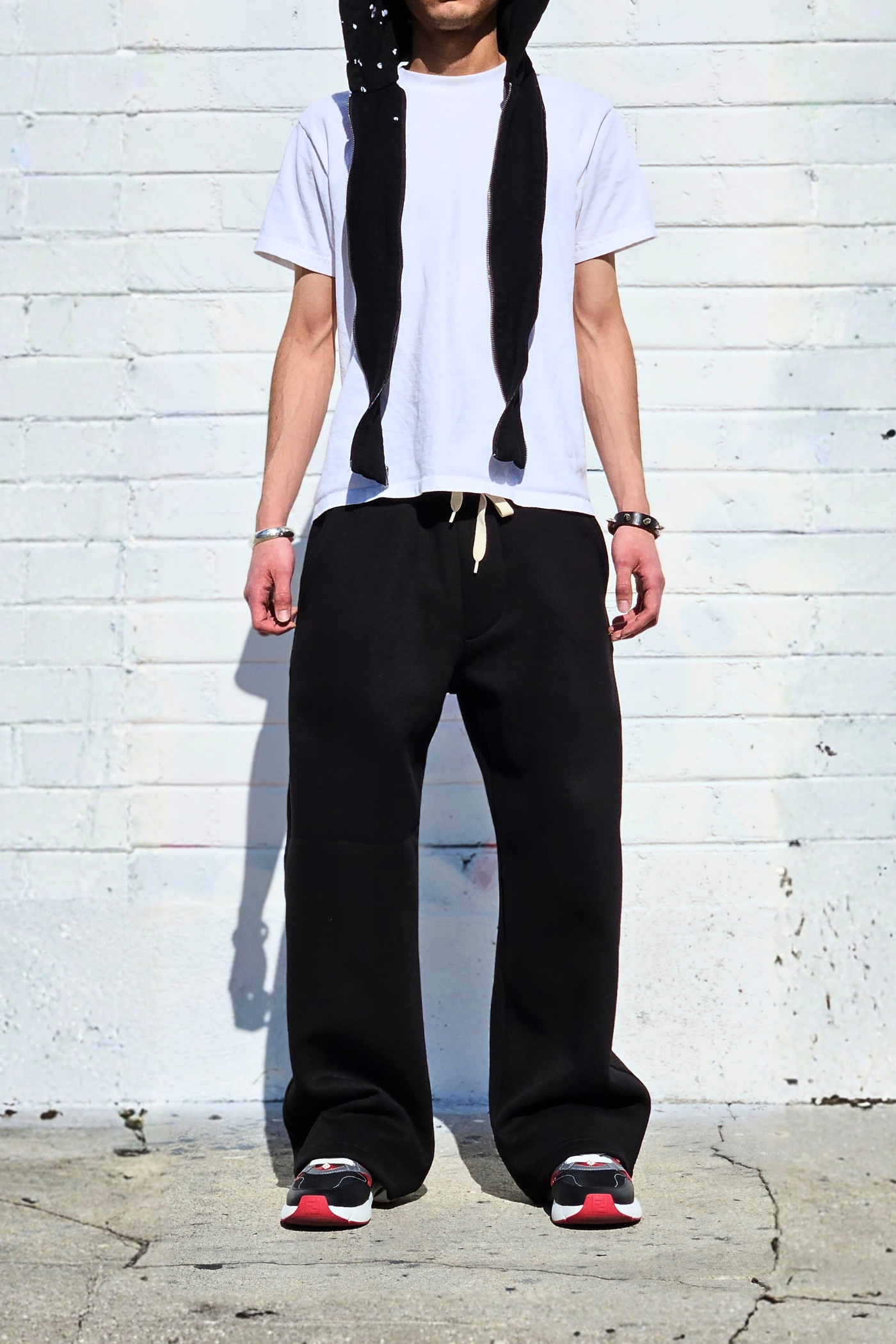 mens-unisex-black-heavyweight-fleece-sweatpants-super-baggy-fit-daily-streetwear.png