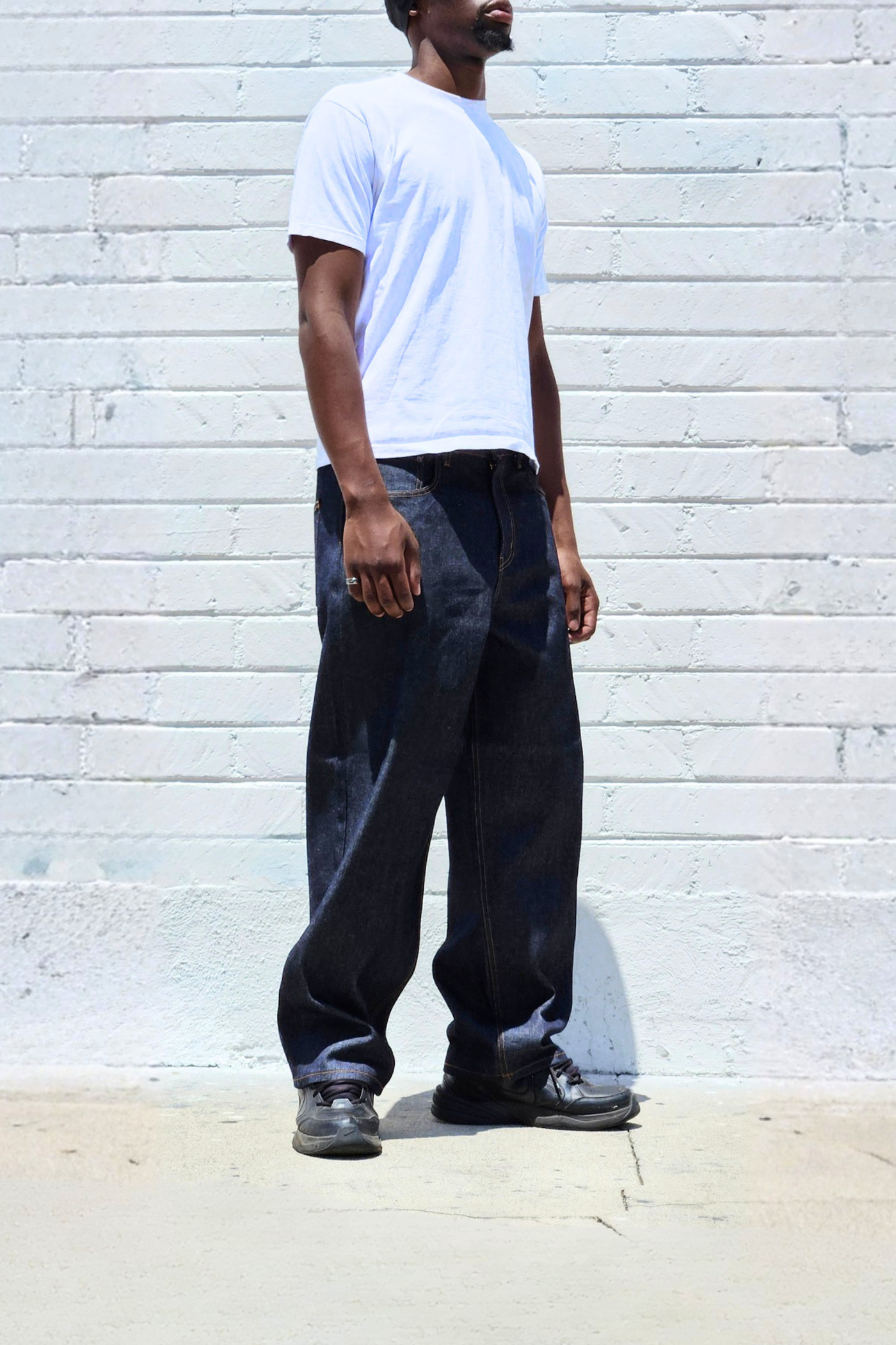 dark-indigo-baggy-jeans-raw-denim-fit.png