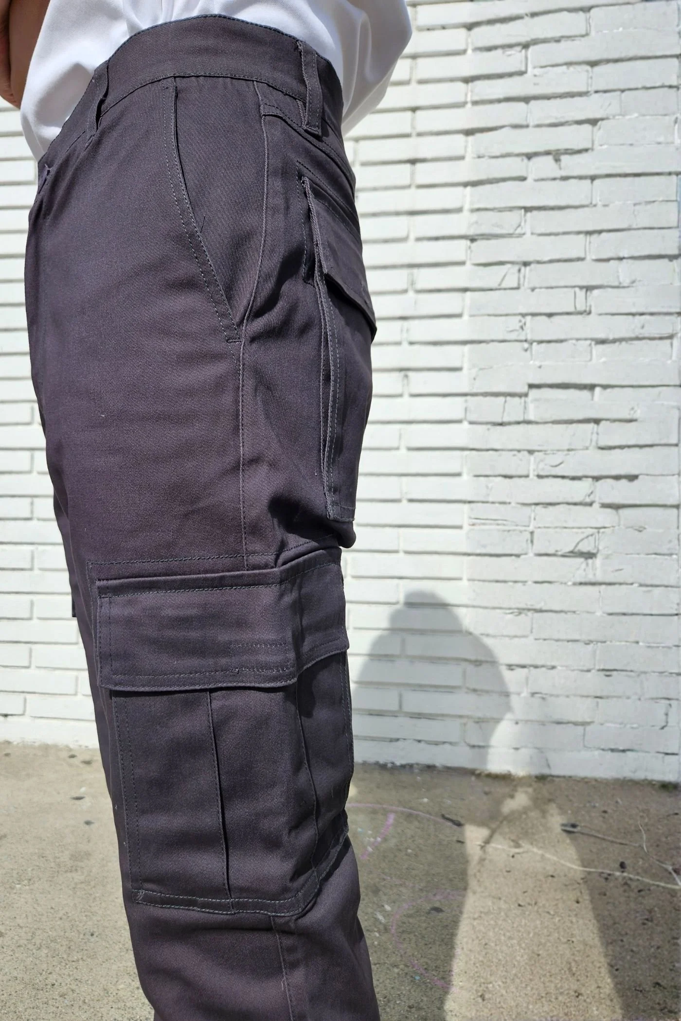 neo-blue-mens-charcoal-cargo-pockets-pants-straight-leg-workwear.jpg