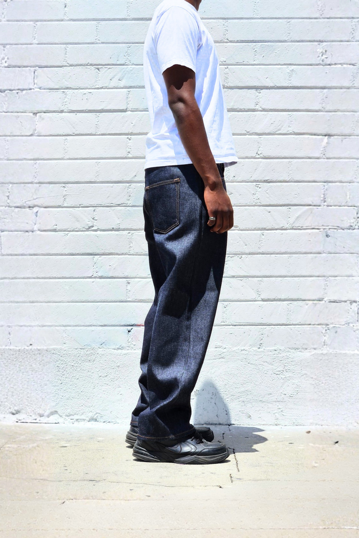 neo-blue-super-dark-baggy-jeans-full-fit.png