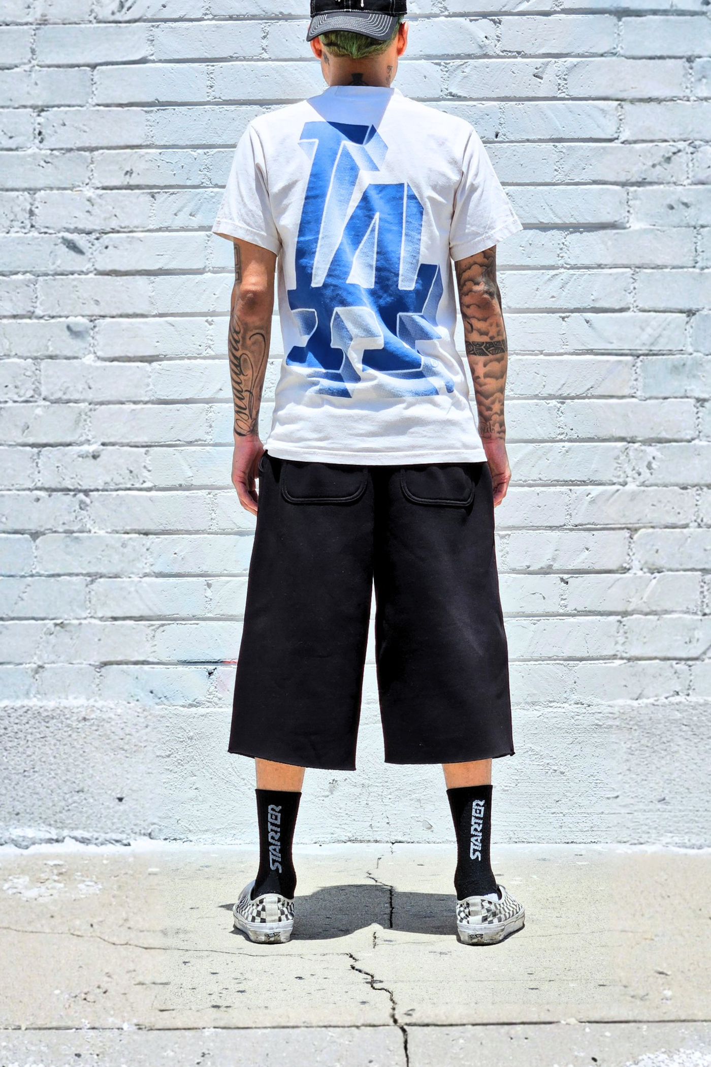 black-oversized-sweat-shorts.png