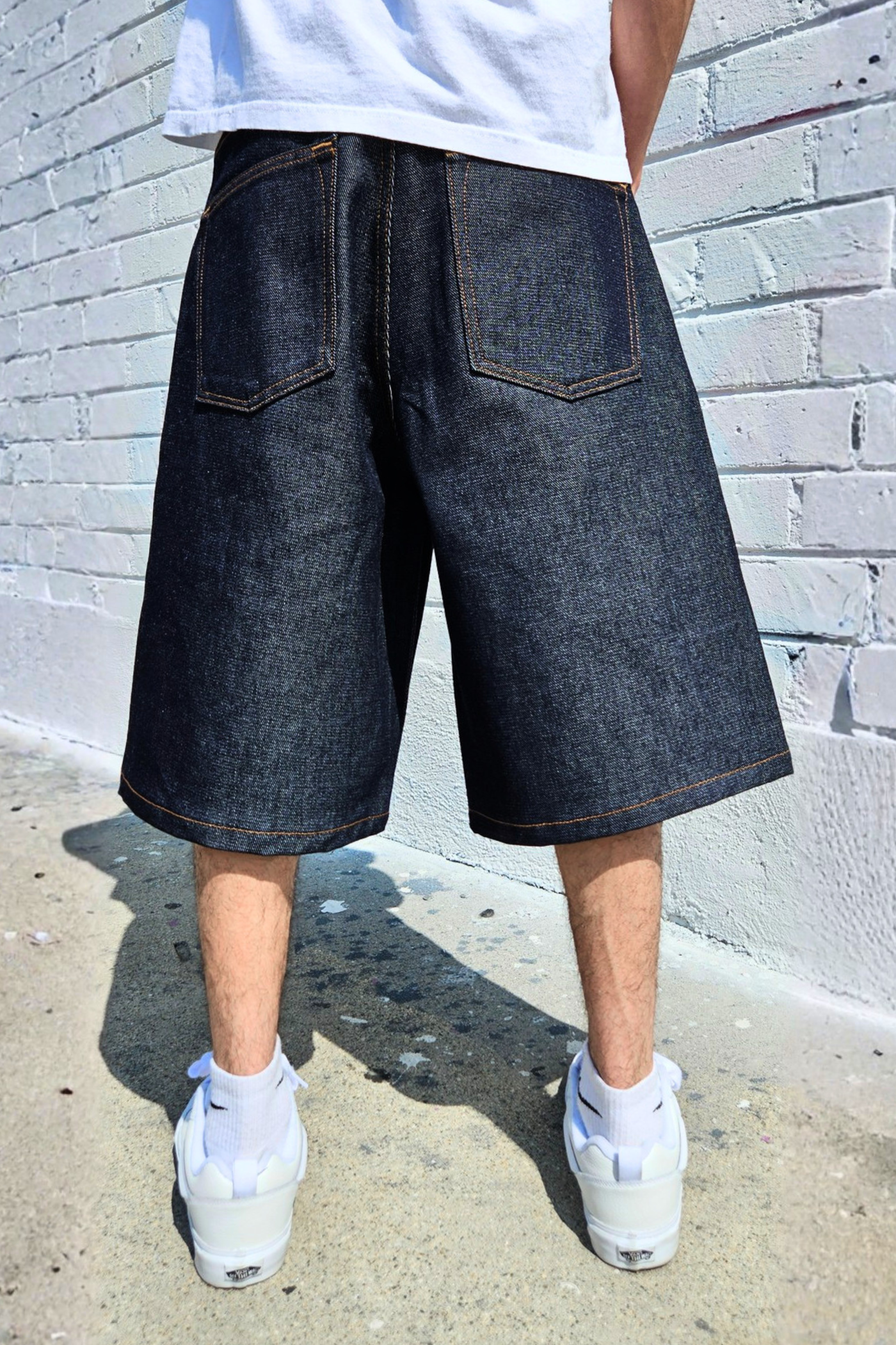 raw-denim-super-dark-baggy-long-jean-shorts-mens-casual-streetwear-daily-festival-looks.png