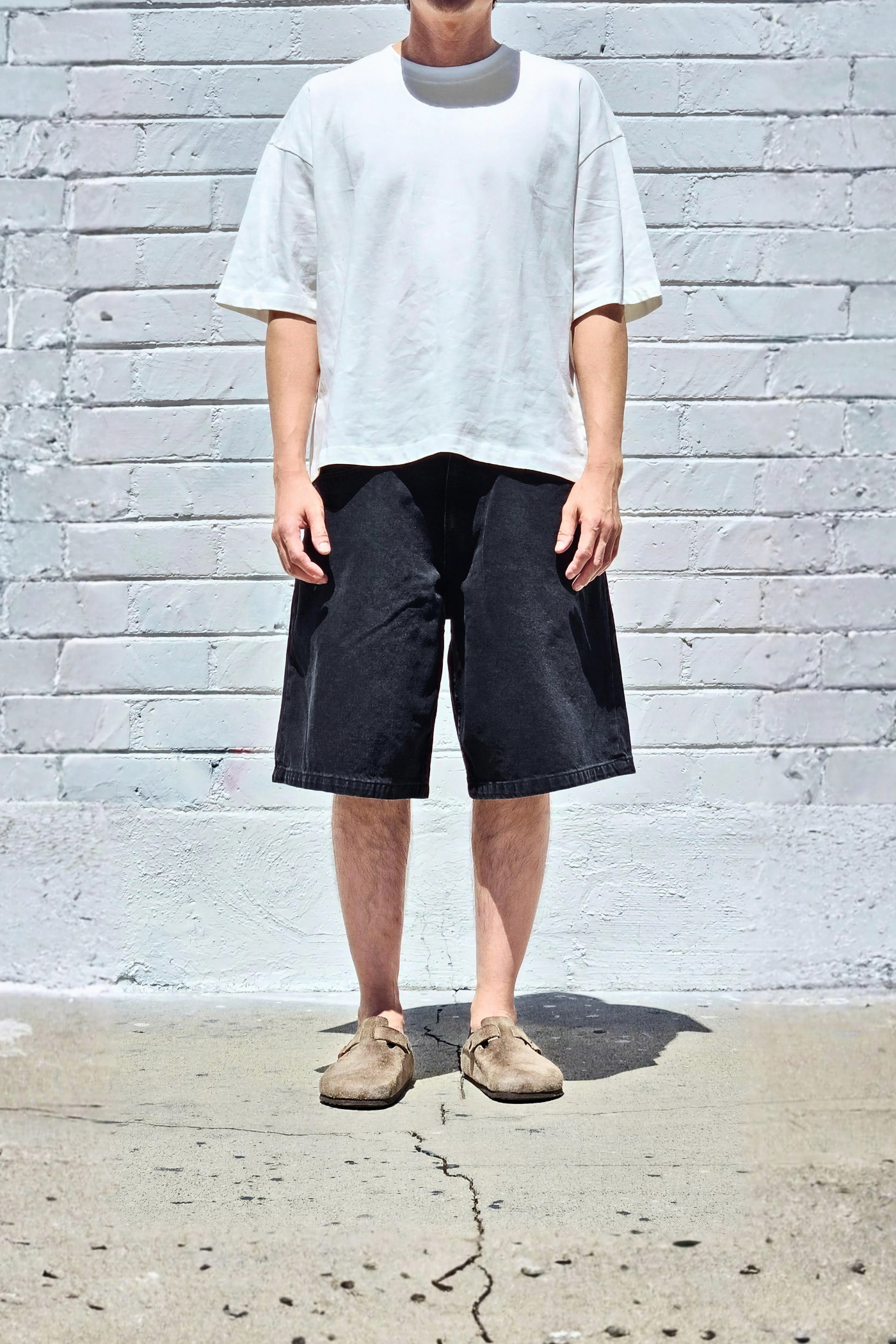 Vintage black baggy denim shorts for men