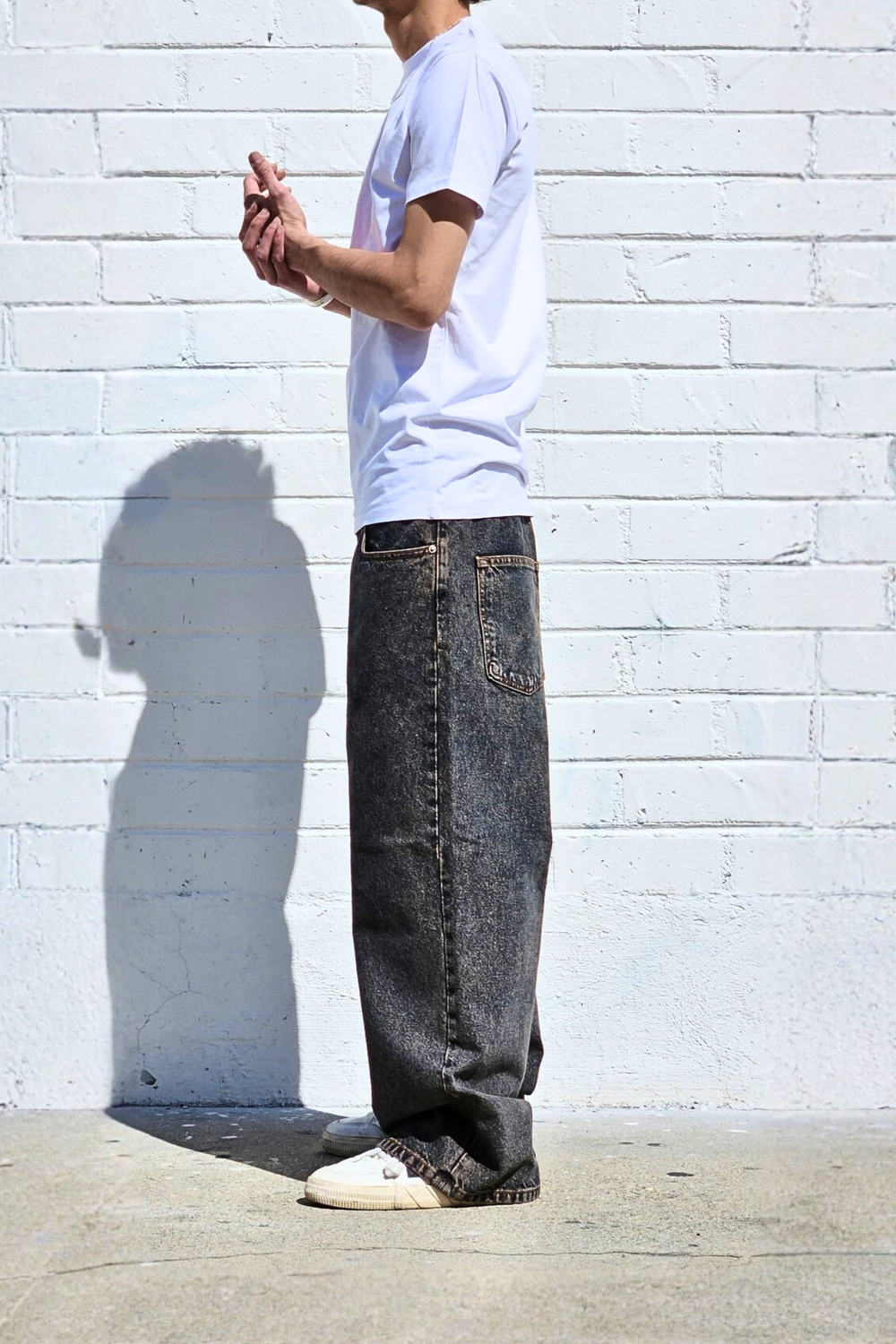 Brown Tinted Medium Blue Super Baggy Jeans — Neo Blue Jeans – Made