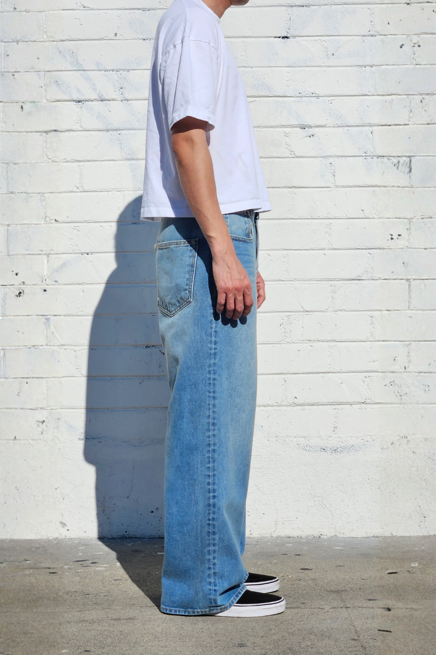 Tinted Fade Medium Blue Super Baggy Jeans — Neo Blue Jeans – Made