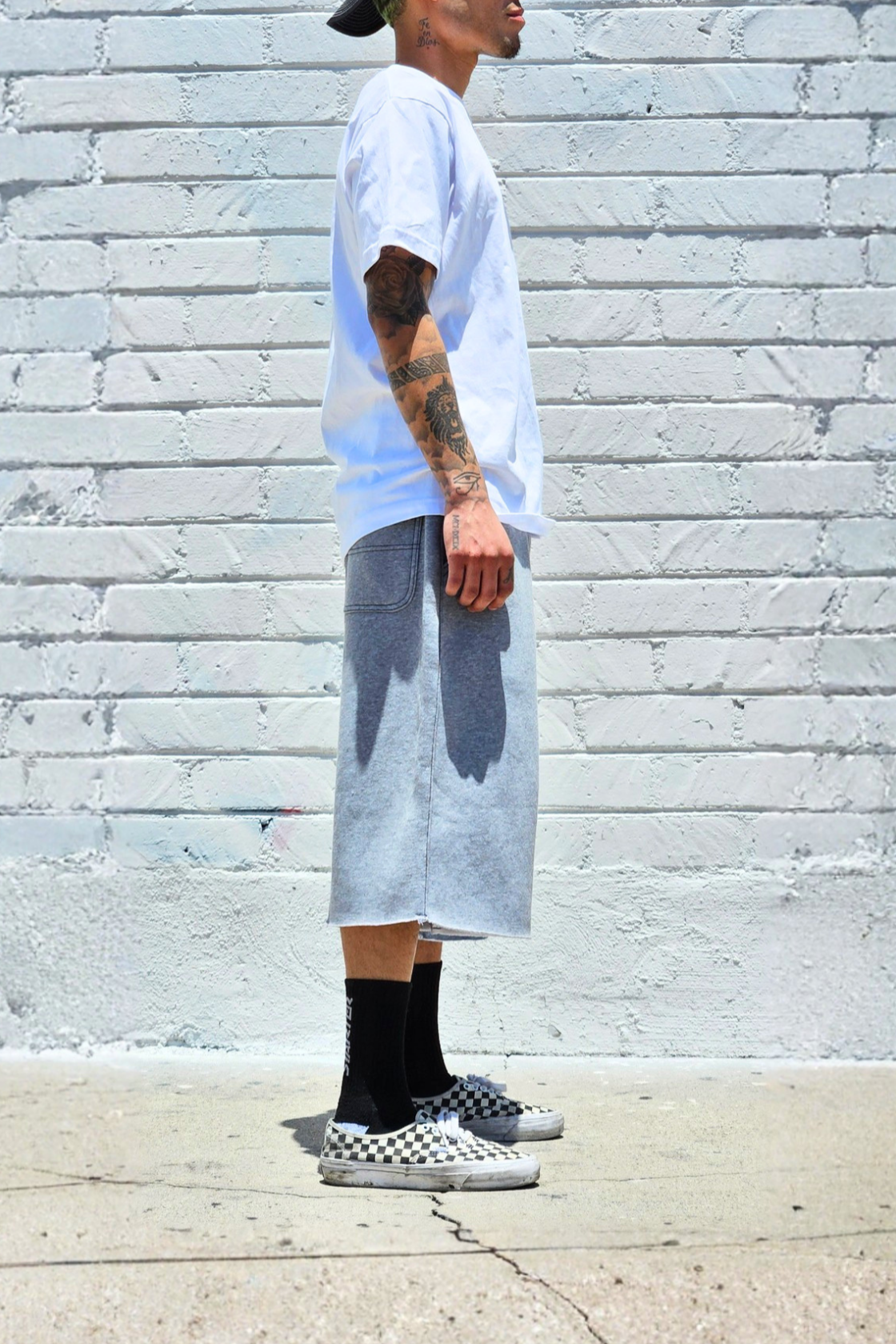 granite-grey-heavyweight-fleece-shorts.png