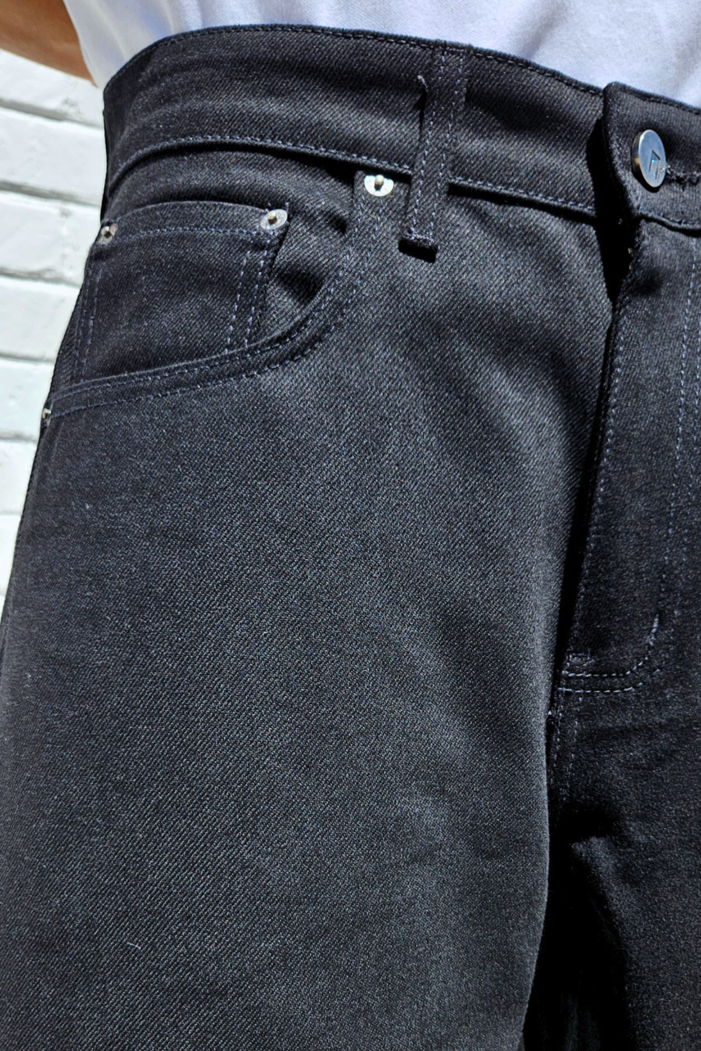 black-baggy-denim-shorts-bermuda-wide-jeans-mens-unisex-daily-streetwear-summer-festival-casual.png
