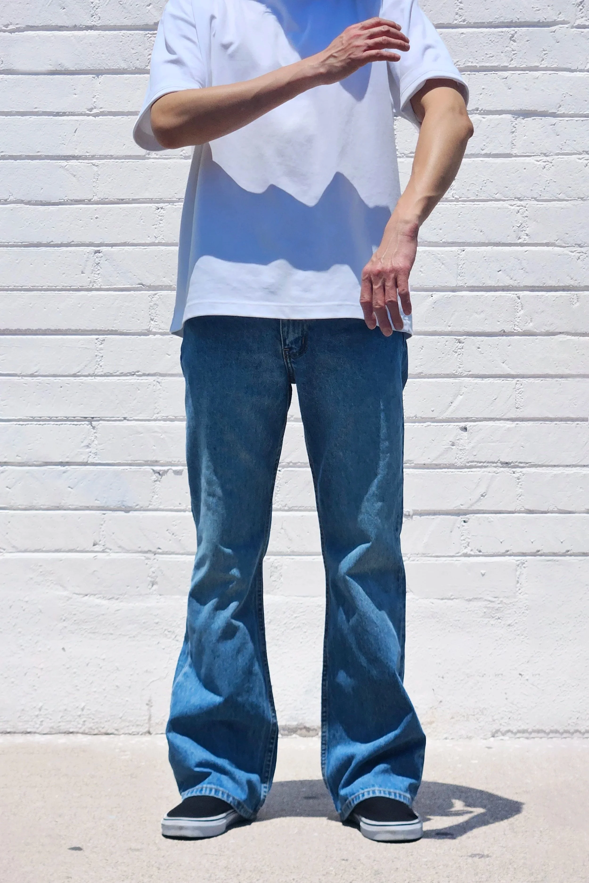 mens-medium-blue-fade-wash-flare-baggy-jeans-bootcut-denim.jpg