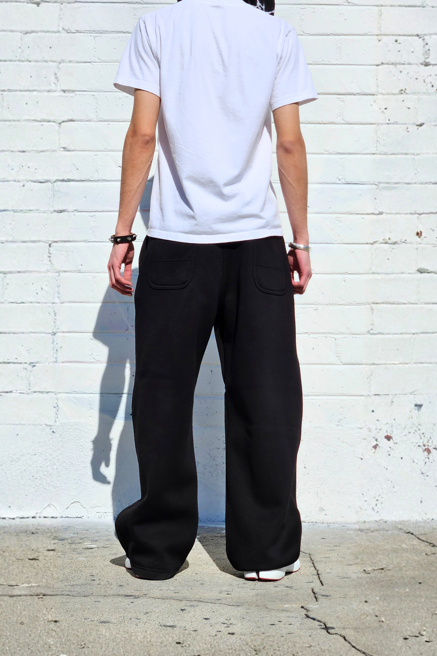 mens-unisex-black-heavyweight-fleece-sweatpants-super-baggy-barrel-fit.png