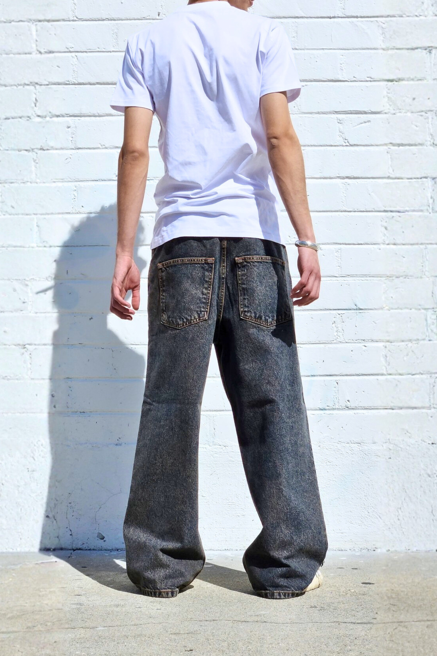 super-baggy-jeans-brown-tinted-dirty-wash-medium-blue-mens-unisex-vintage-denim-streetwear.png