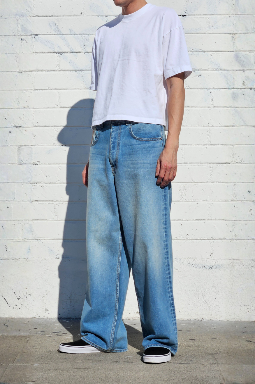 mens-super-baggy-jeans-tinted-fade-medium-blue-streetwear-fit-inspo.png