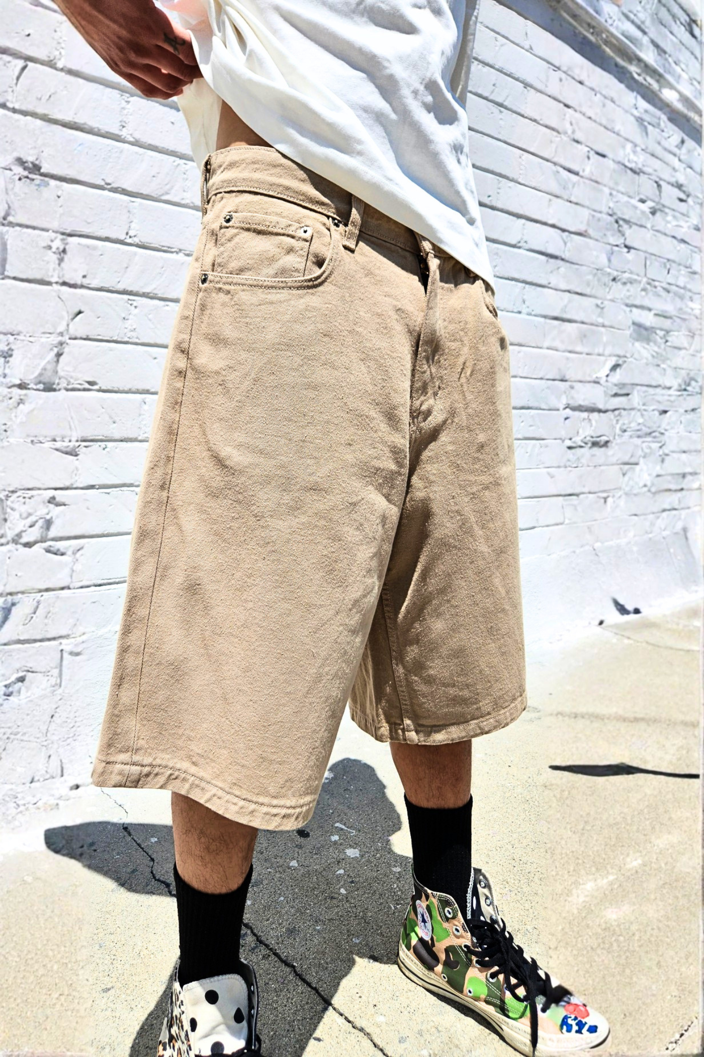 khaki-loose-fit-bermuda-shorts.png