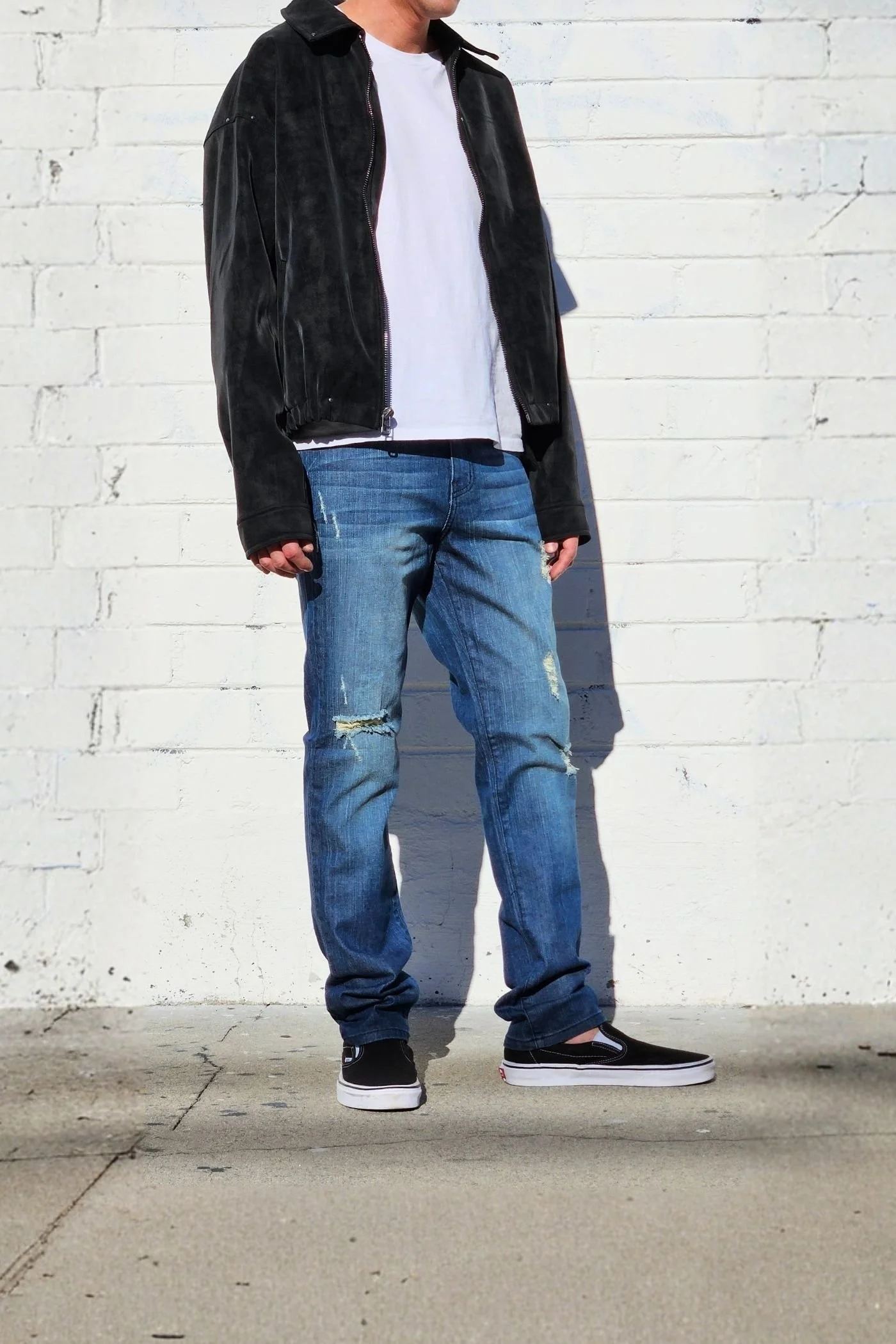 neo-blue-mens-tinted-navy-distressed-skinny-jeans-streetstyle-2000s-fashion.jpg